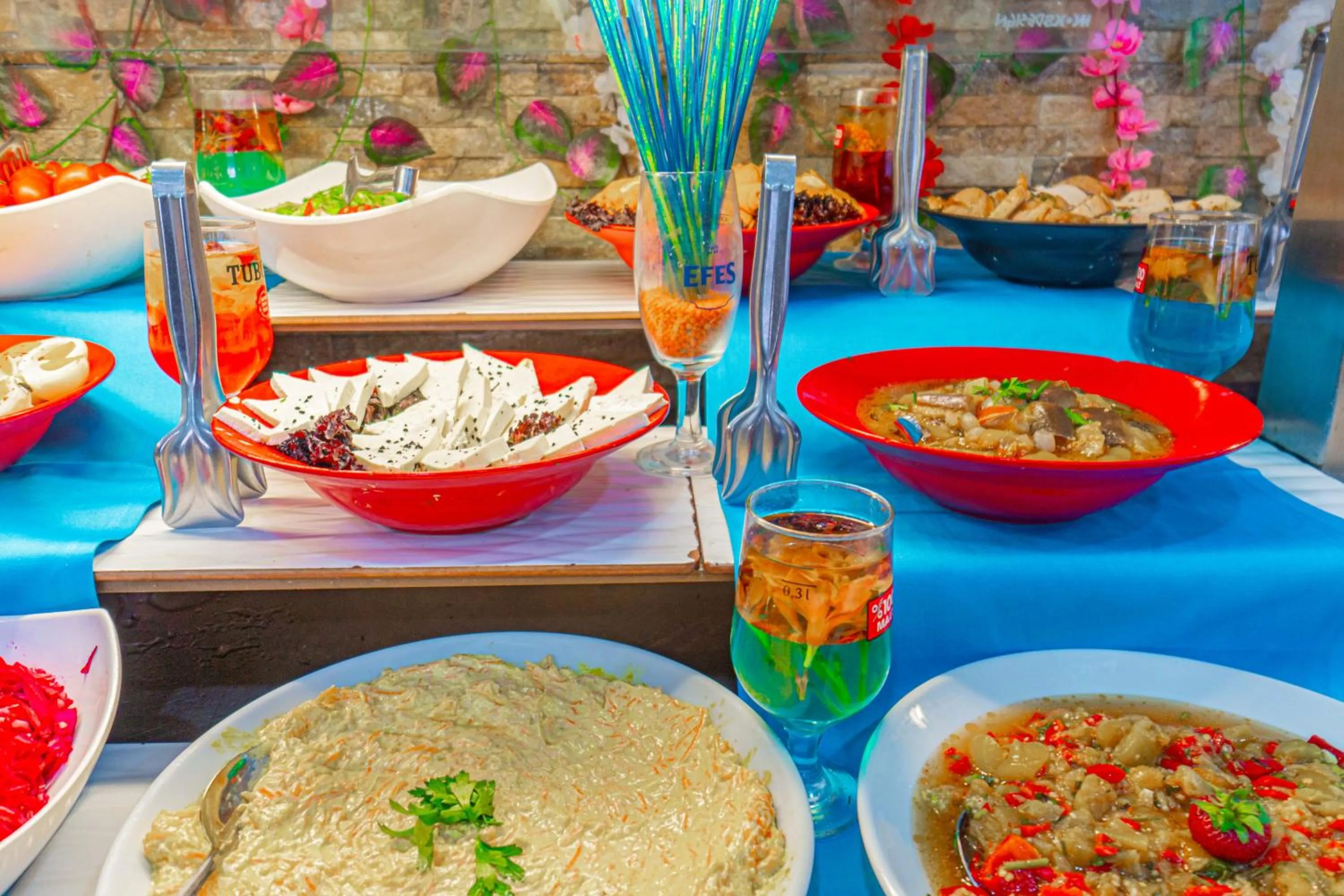 Food and drinks in Sayanora Hotel - All Inclusive