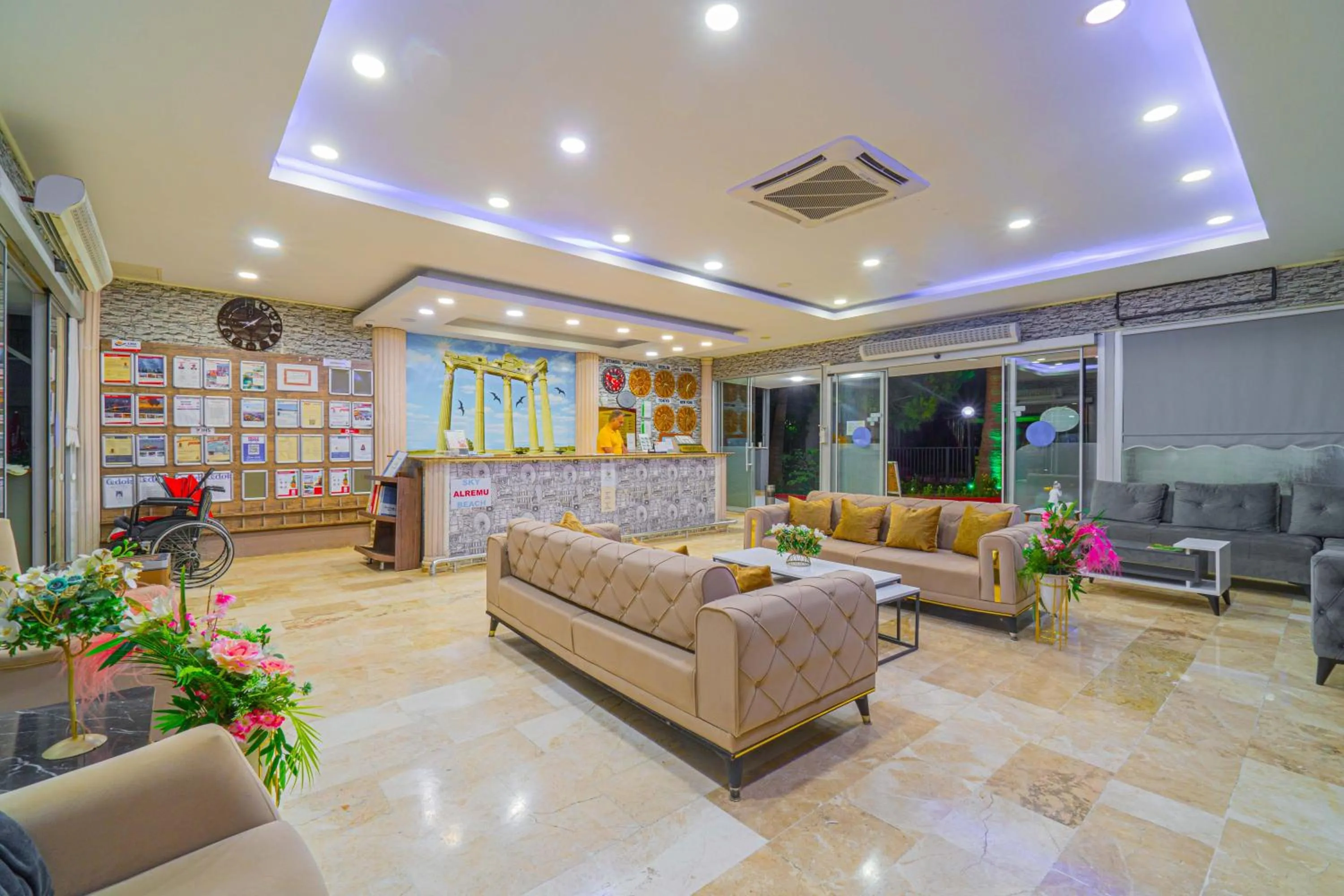Lobby or reception in Sayanora Hotel - All Inclusive