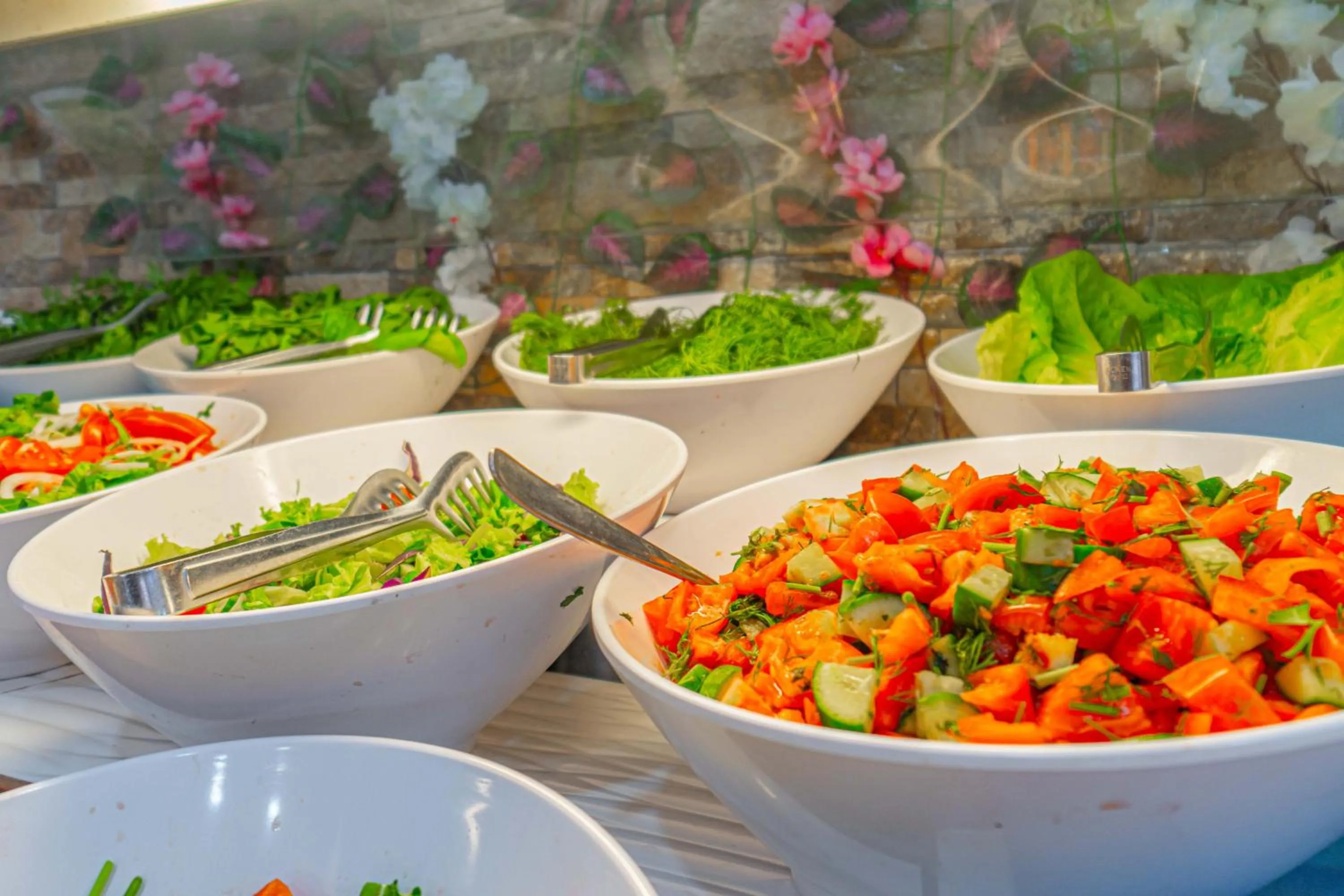 Food and drinks in Sayanora Hotel - All Inclusive