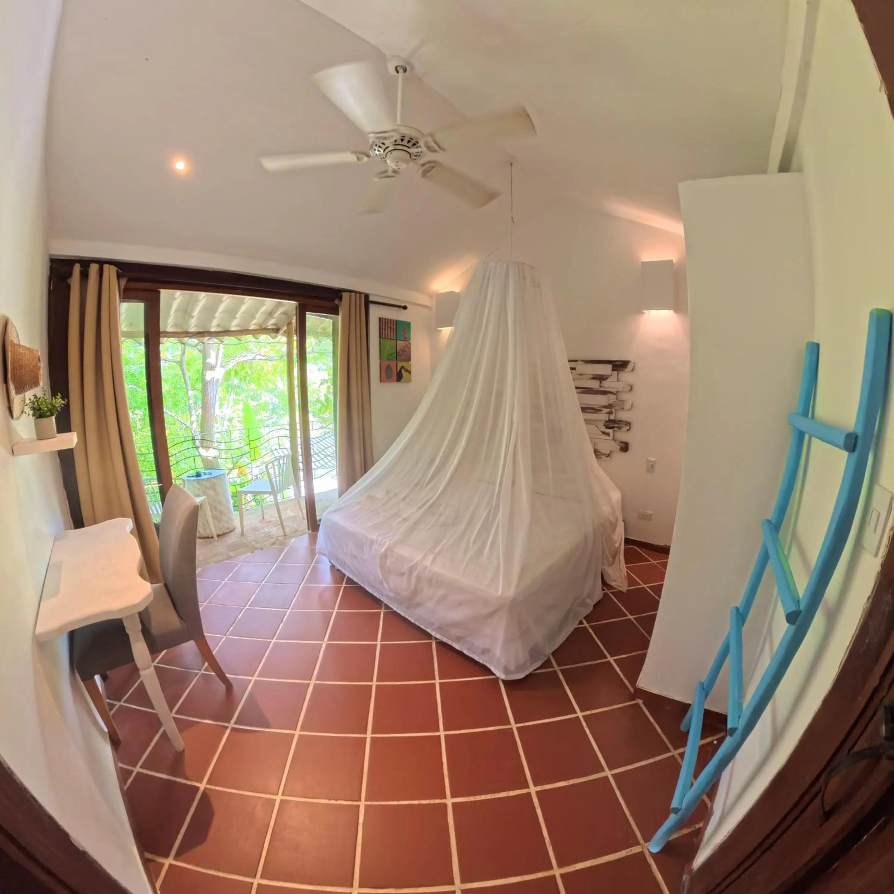 Double Room with Balcony in Costeño River Minca