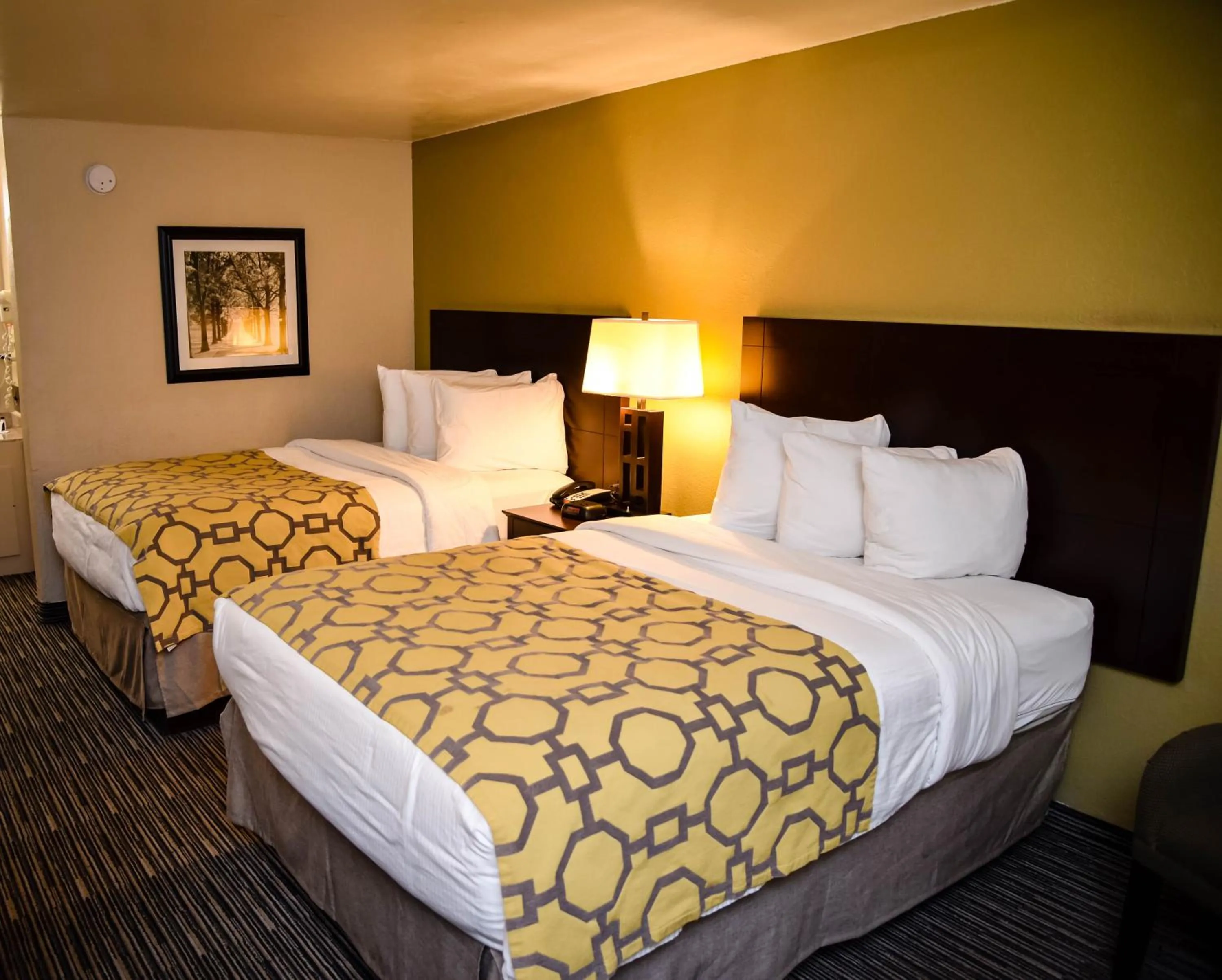 Bedroom, Bed in Baymont by Wyndham Columbus GA