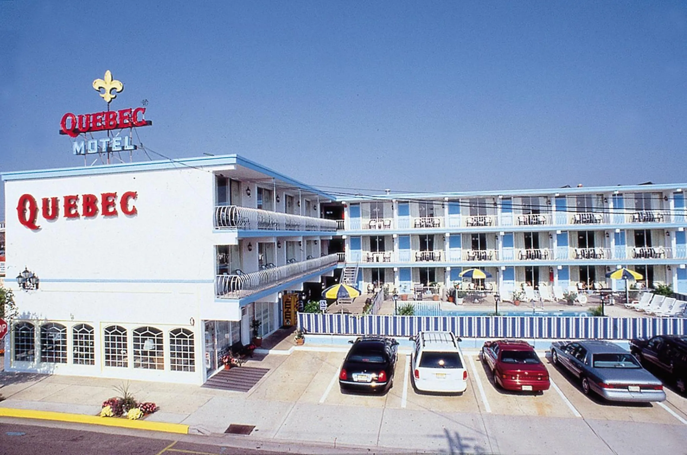 Facade/entrance in Quebec Motel