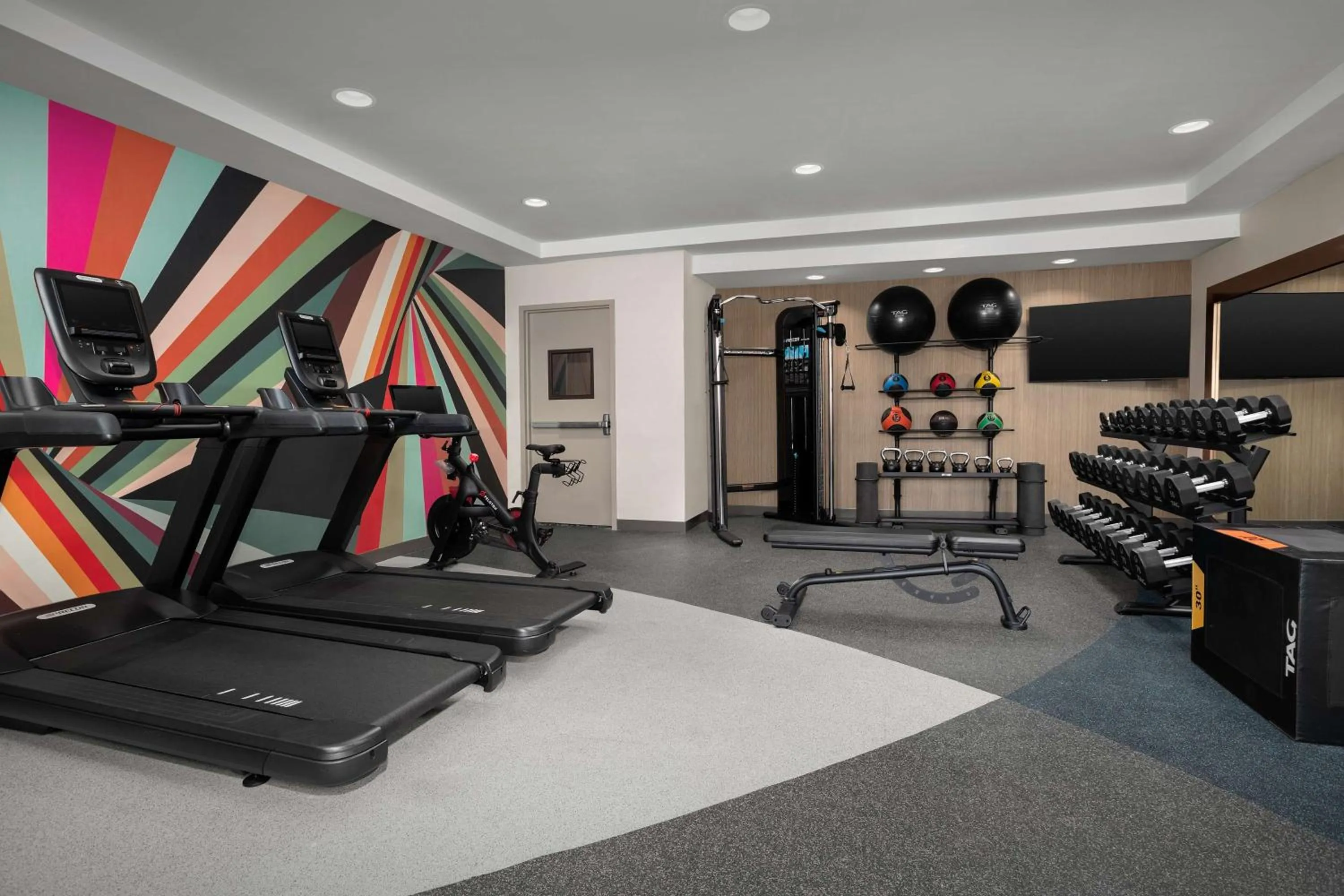 Fitness centre/facilities in Hilton Garden Inn Colorado Springs North