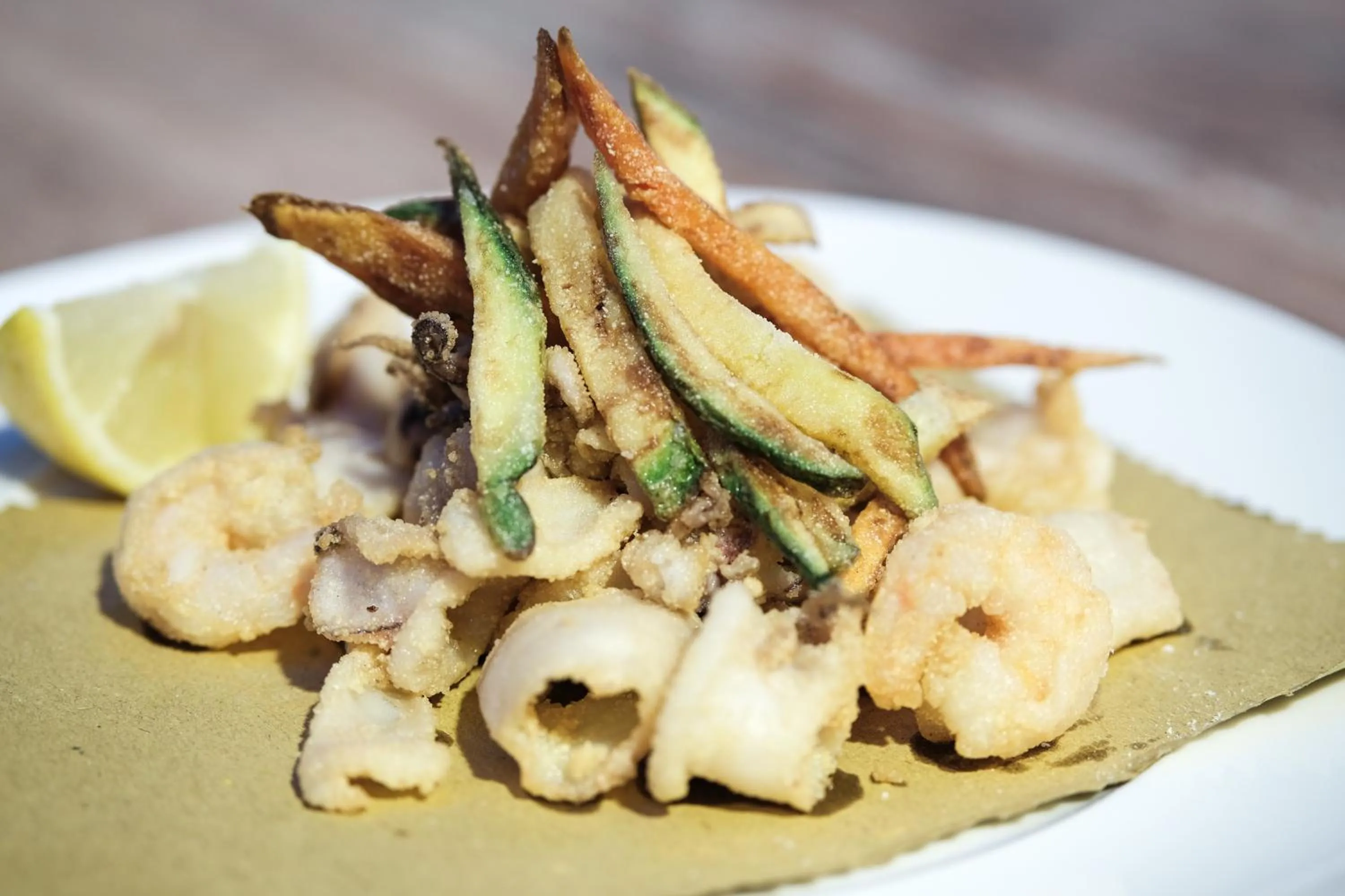 Restaurant/places to eat in Hotel Thea