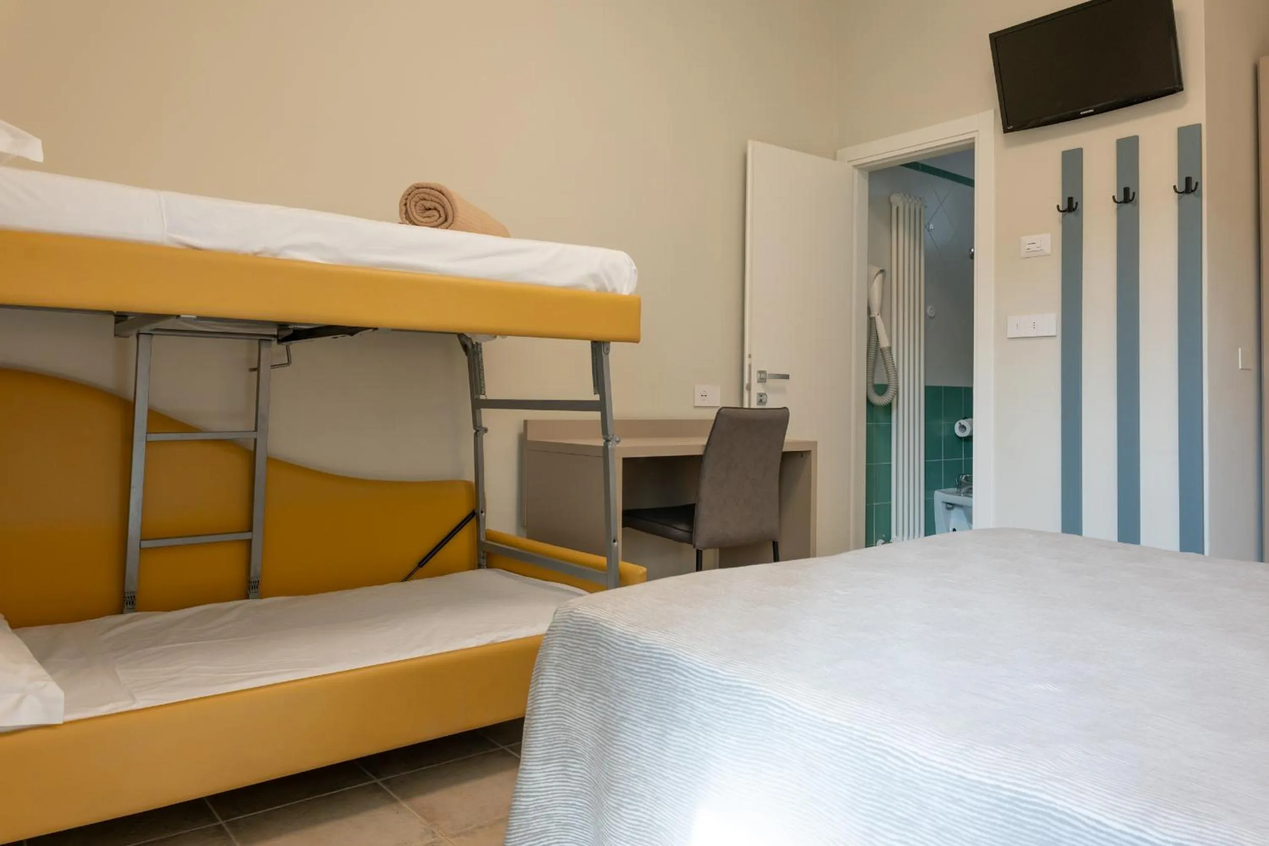 View (from property/room), Bed in Hotel Thea