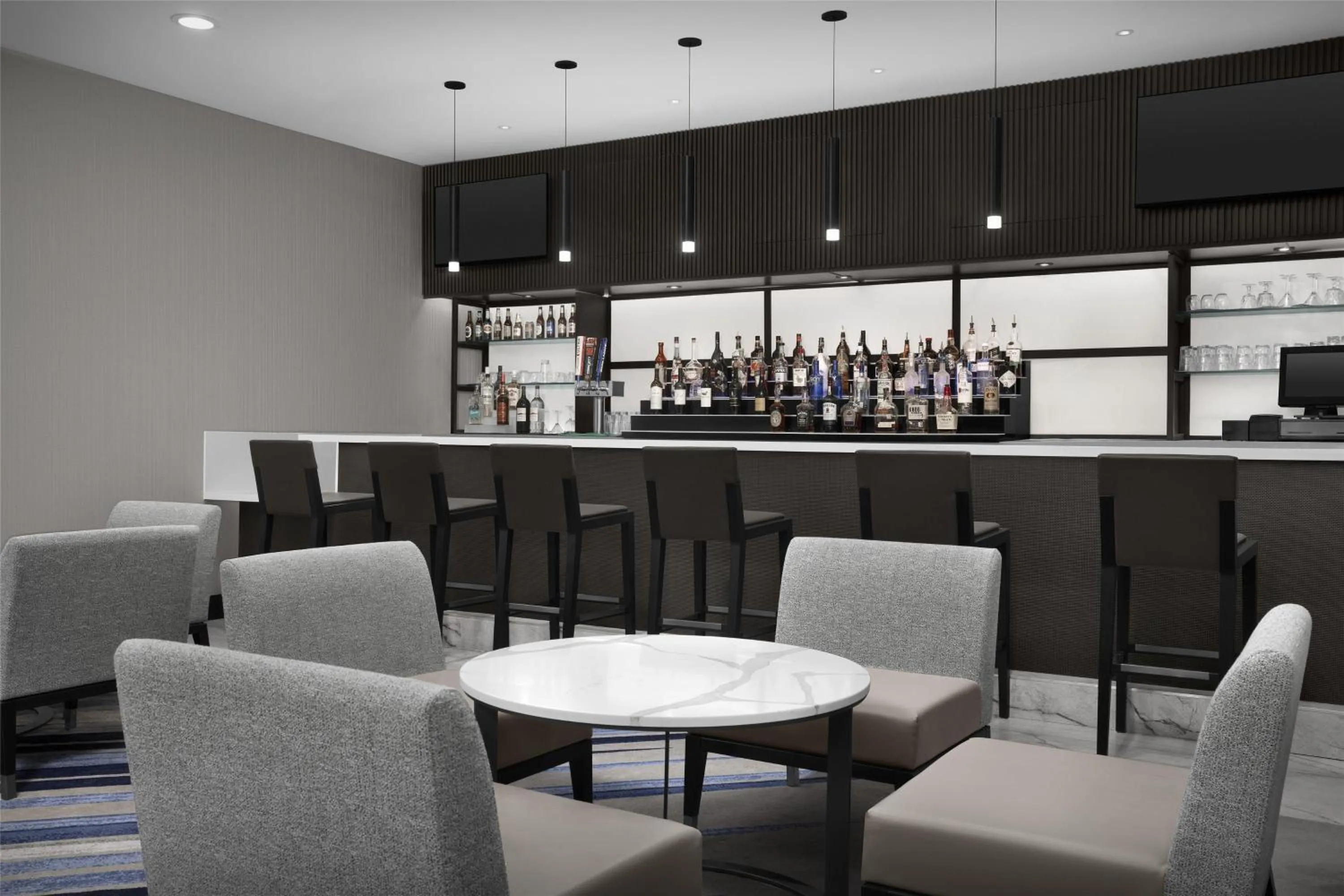 Lounge or bar in Embassy Suites by Hilton Dallas Near the Galleria