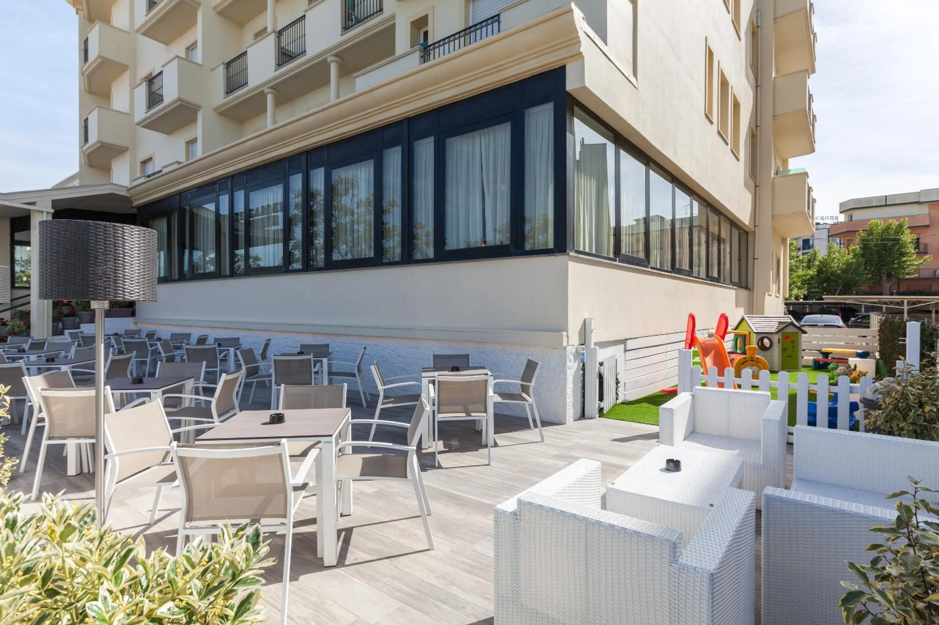 Area and facilities in Hotel Garden