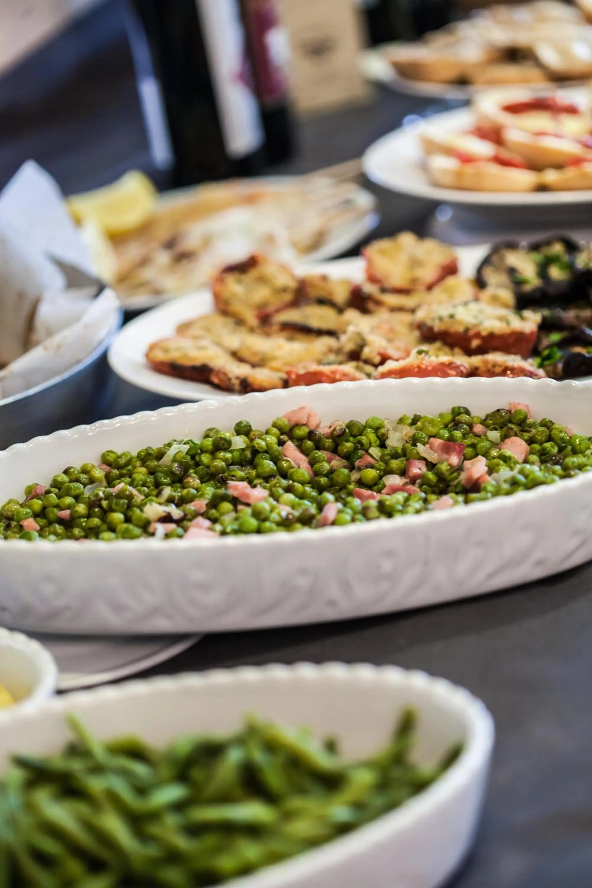 Restaurant/places to eat in Hotel Garden