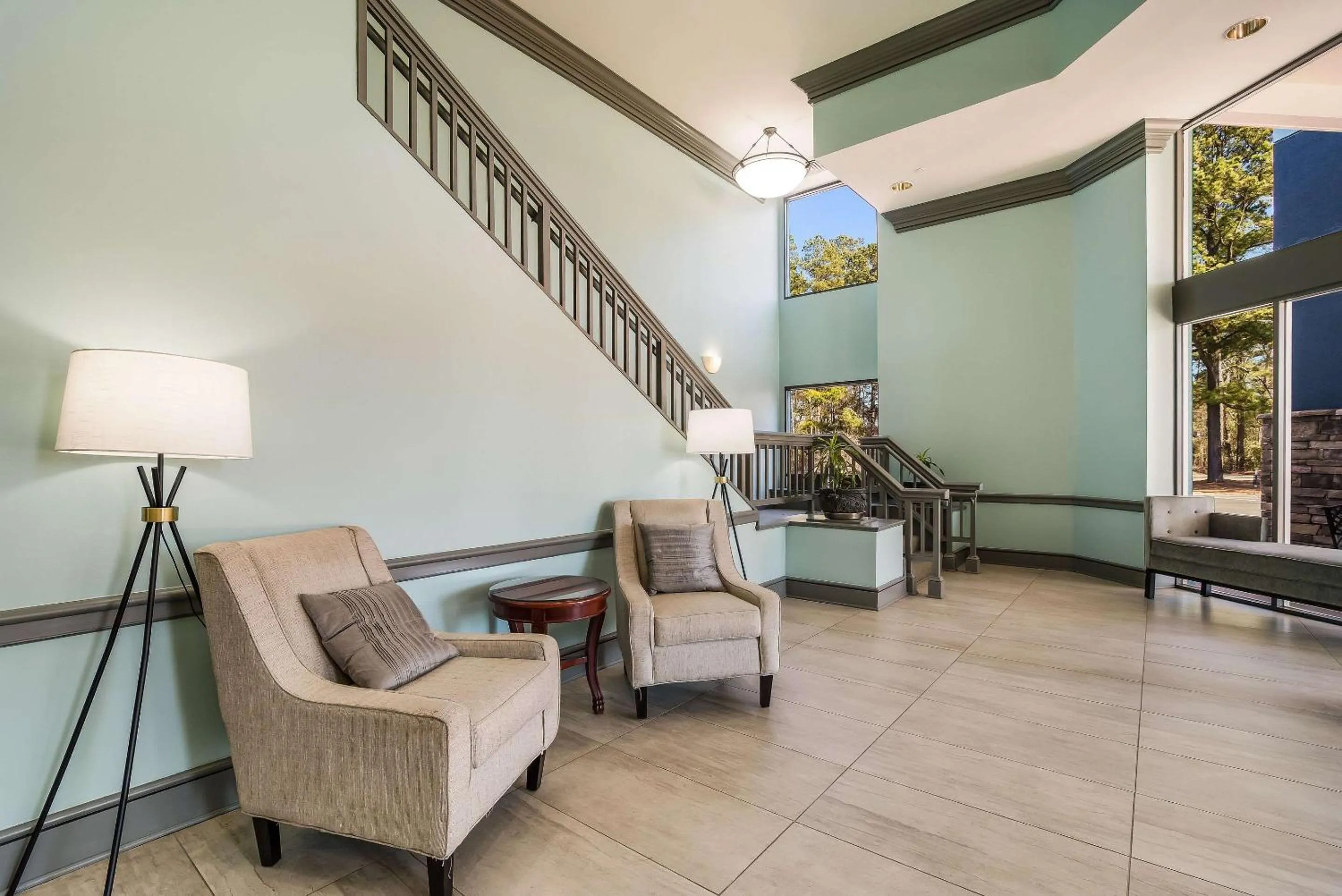Lobby or reception in Clarion Inn & Suites Florence - Darlington