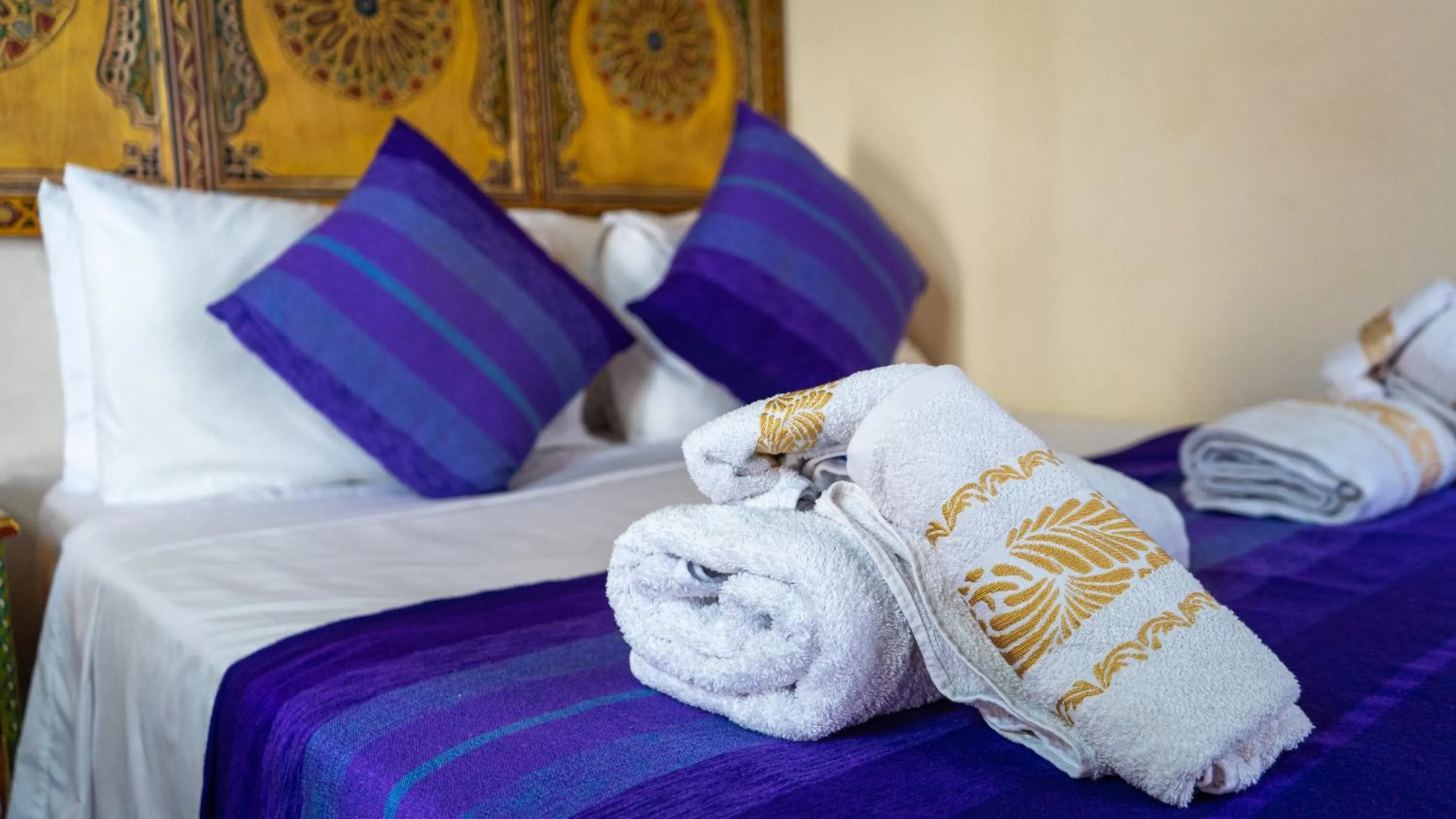 Bed in Riad Dar El Ouedghiri