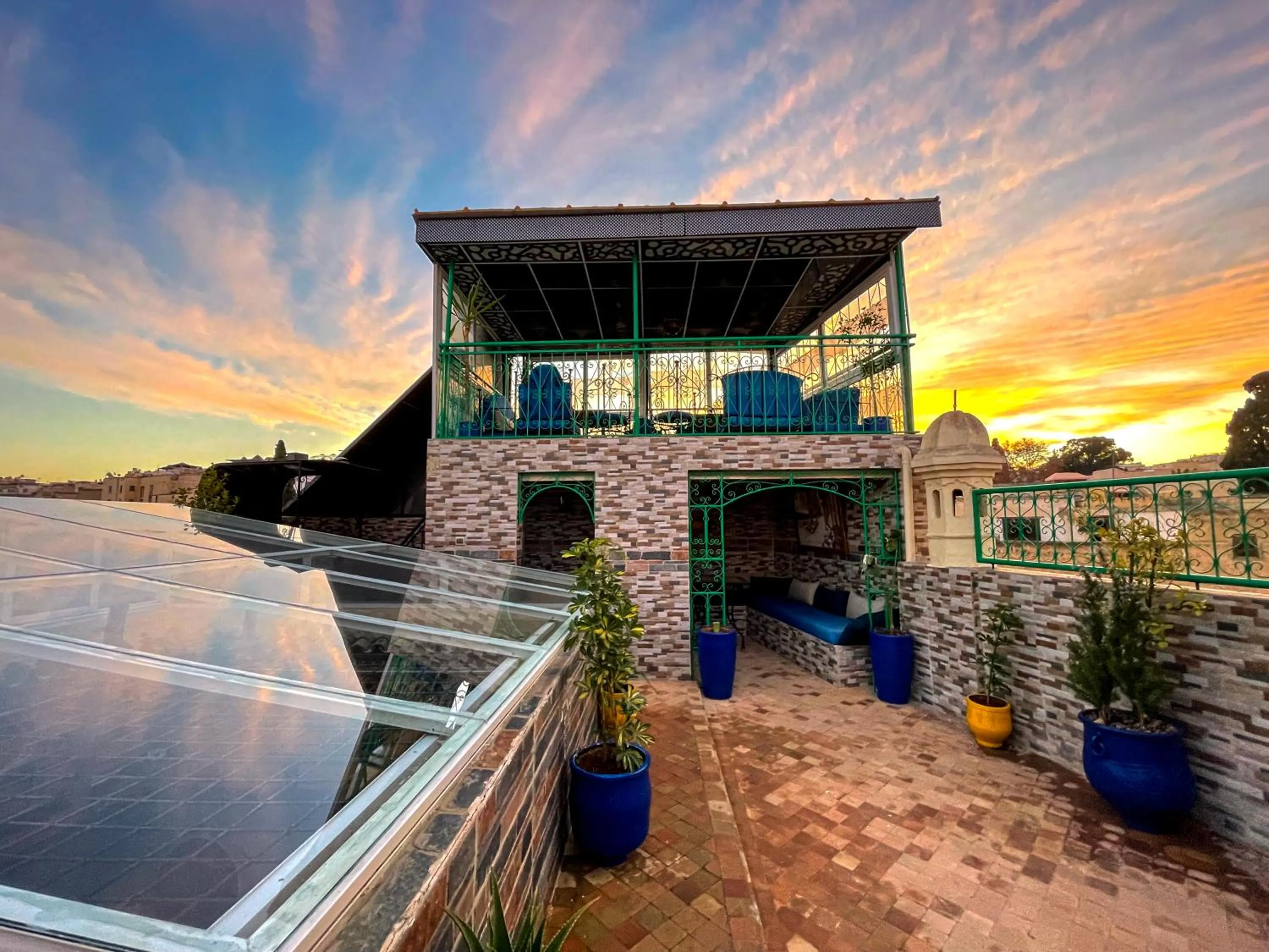 Property building in Riad Dar El Ouedghiri