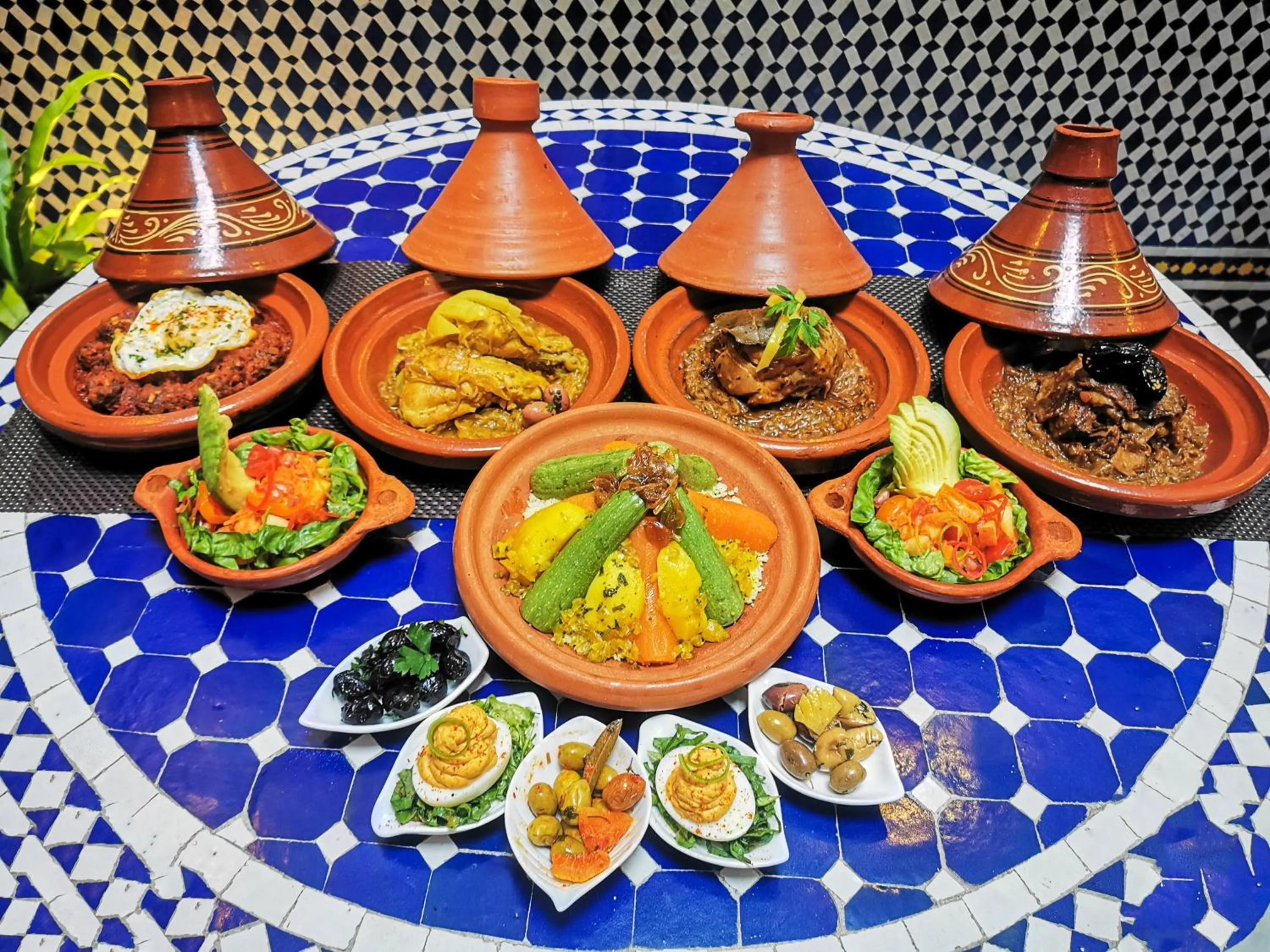 Food and drinks in Riad Dar El Ouedghiri