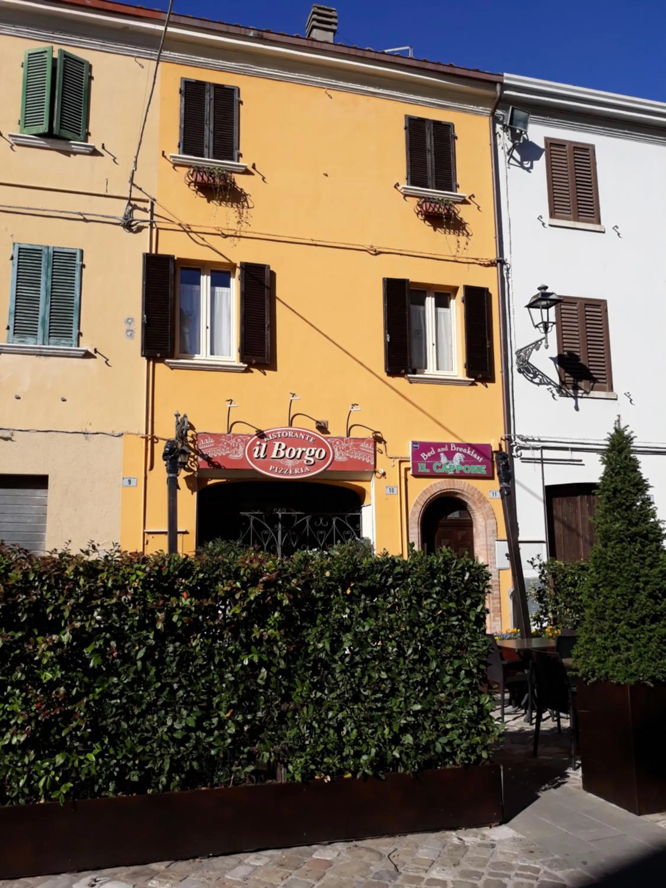 Restaurant/places to eat in Cappone B&B