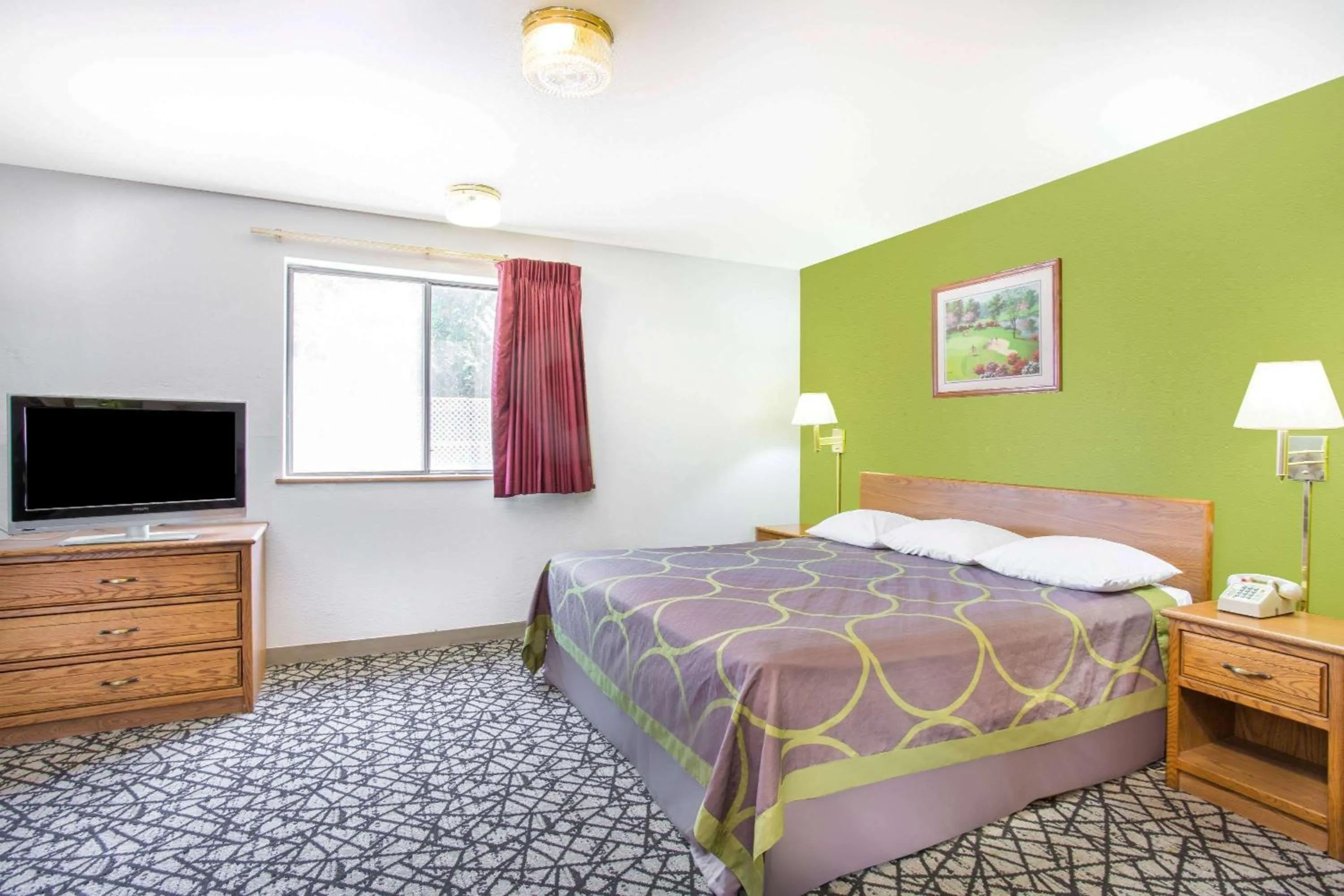 Photo of the whole room, Bed in Super 8 by Wyndham Richmond/Broad Street