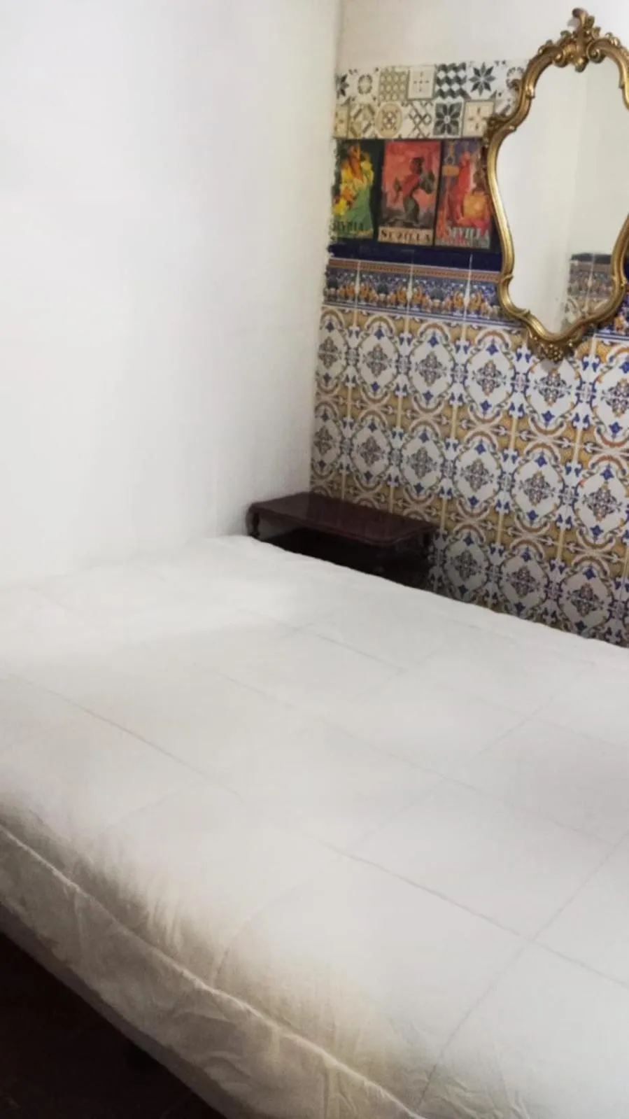 Bed in Pensión Santa María la Blanca