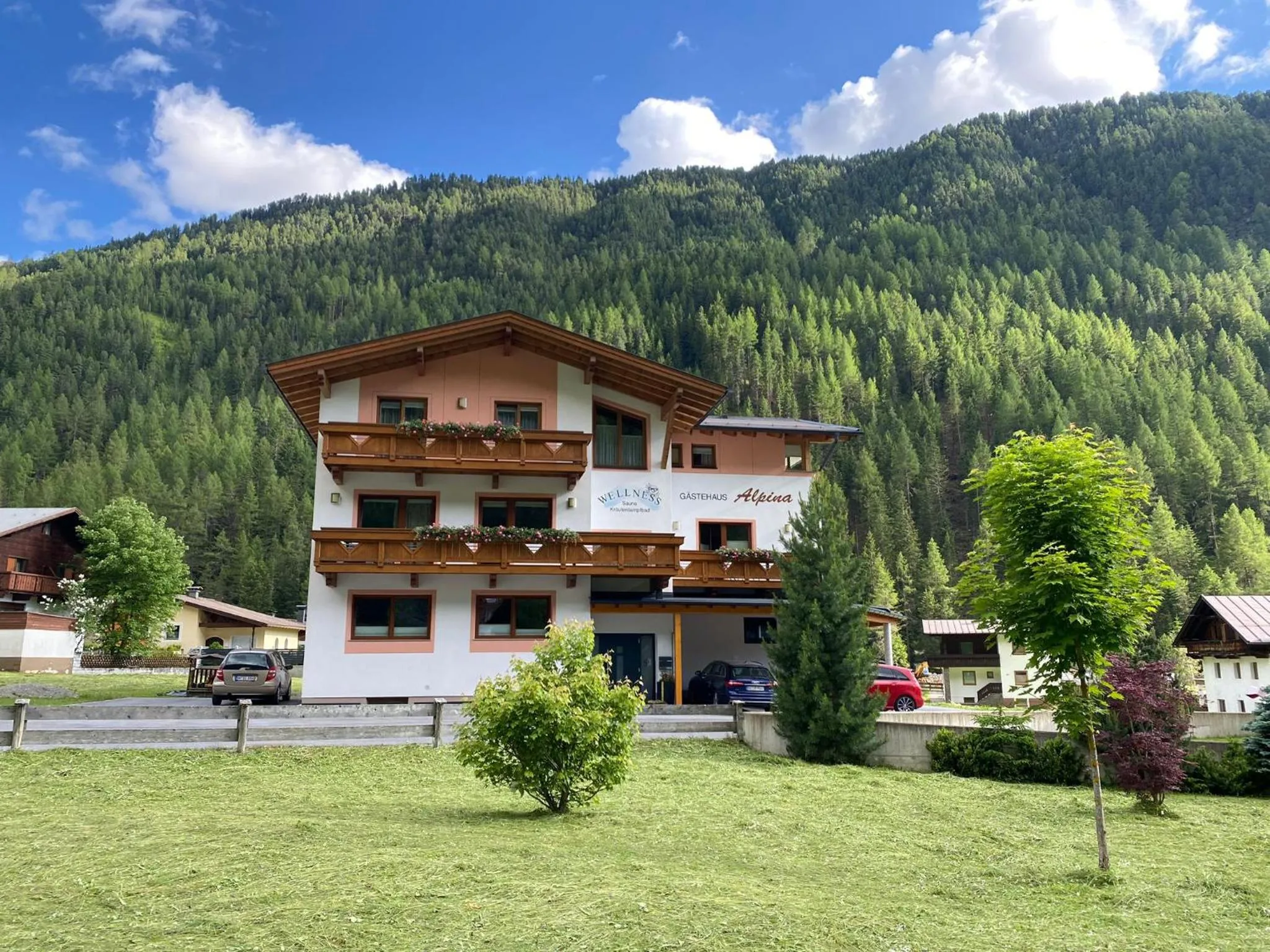 Haus Alpina & Landhaus Schöpf