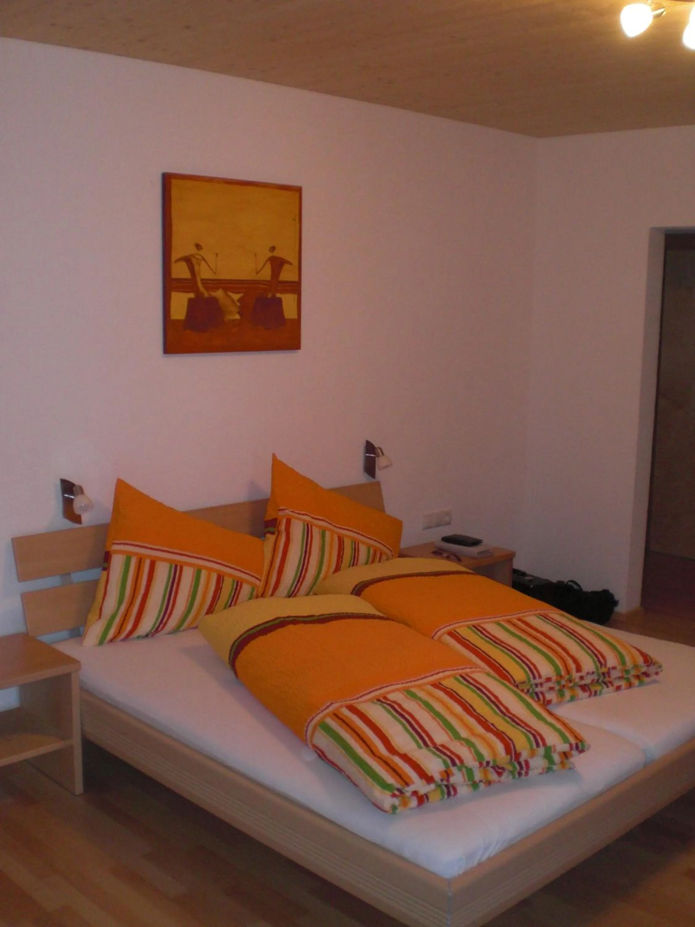 Photo of the whole room, Bed in Haus Alpina & Landhaus Schöpf