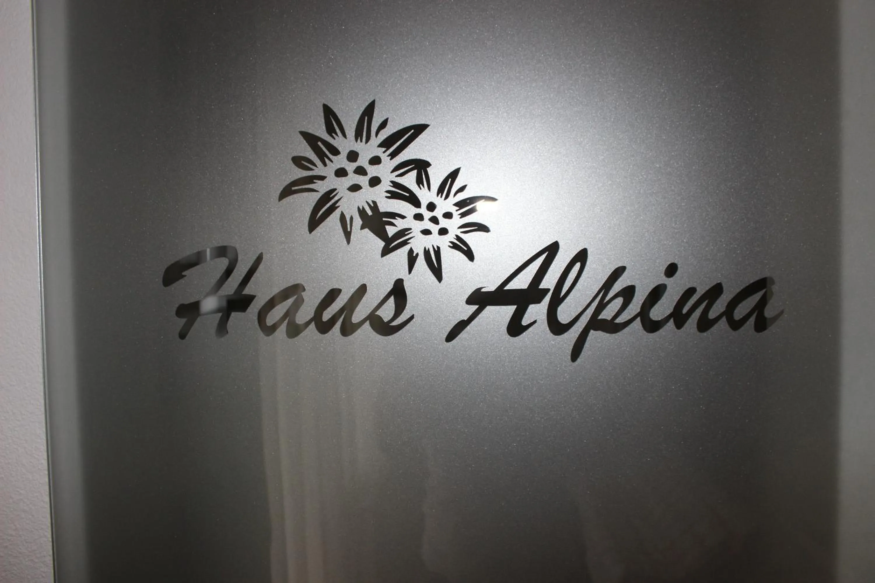 Property logo or sign in Haus Alpina & Landhaus Schöpf
