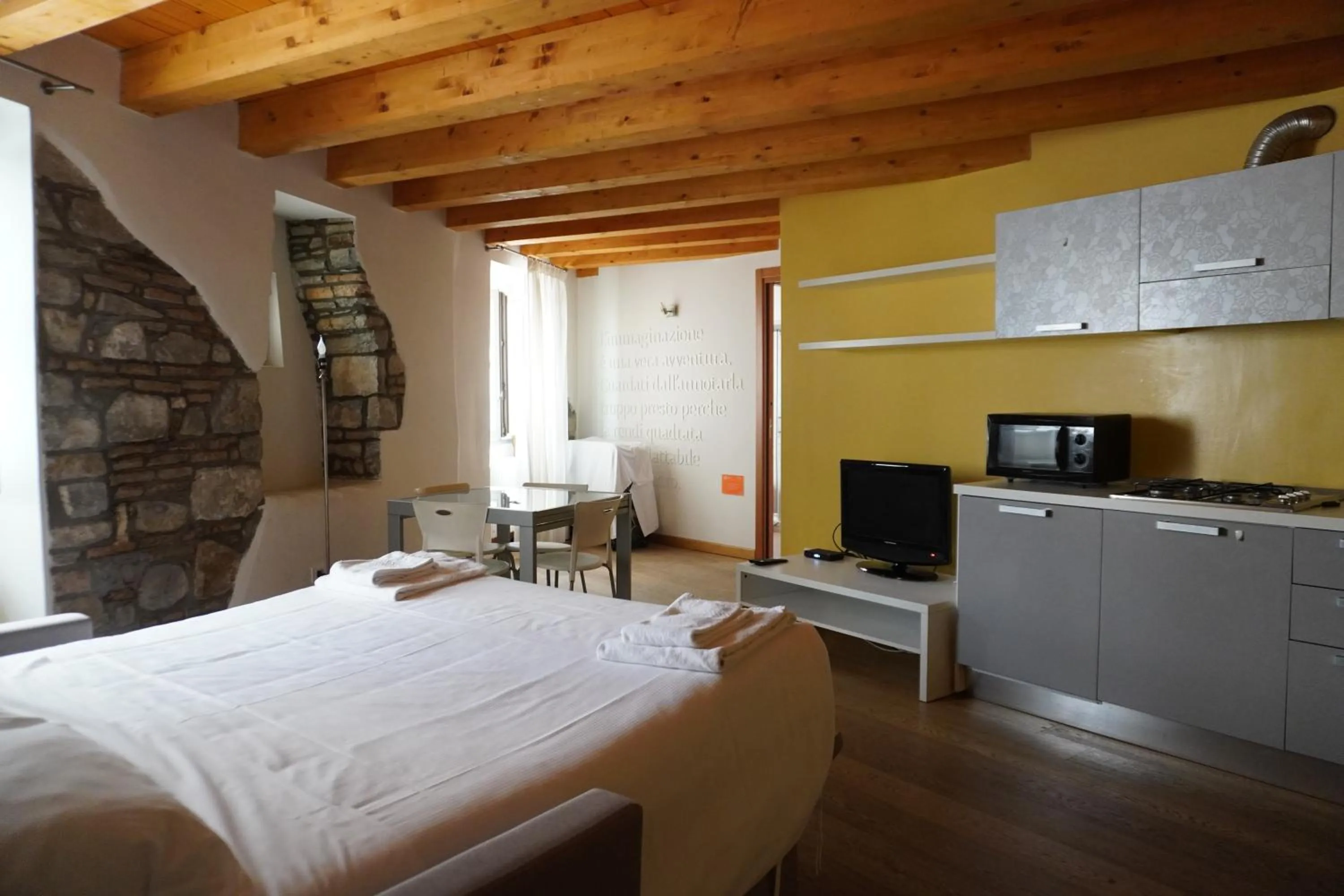 Bed in Hotel Capitelli