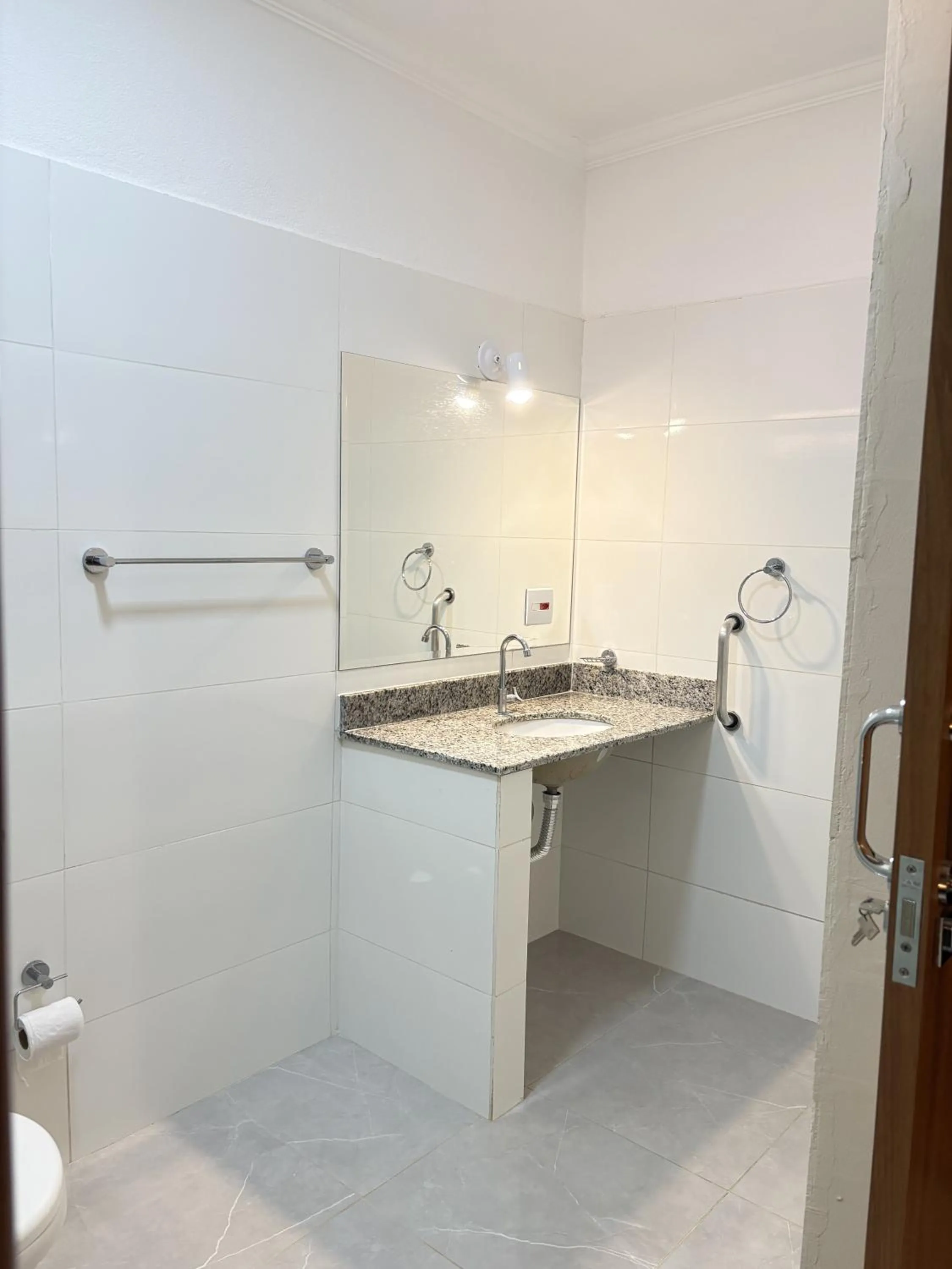 Bathroom in Hotel Casa Grande Orlândia SP