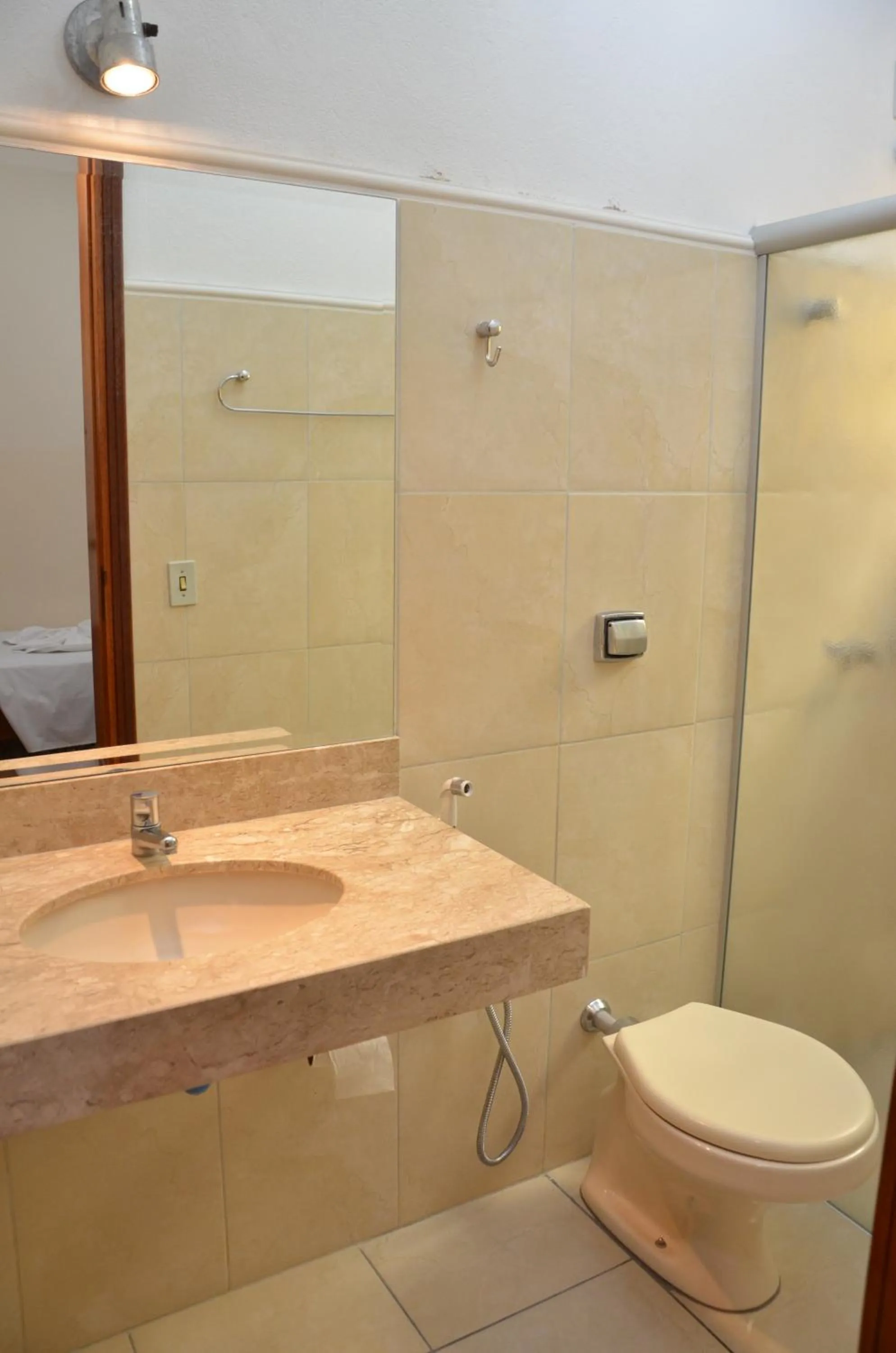 Shower in Hotel Casa Grande Orlândia SP