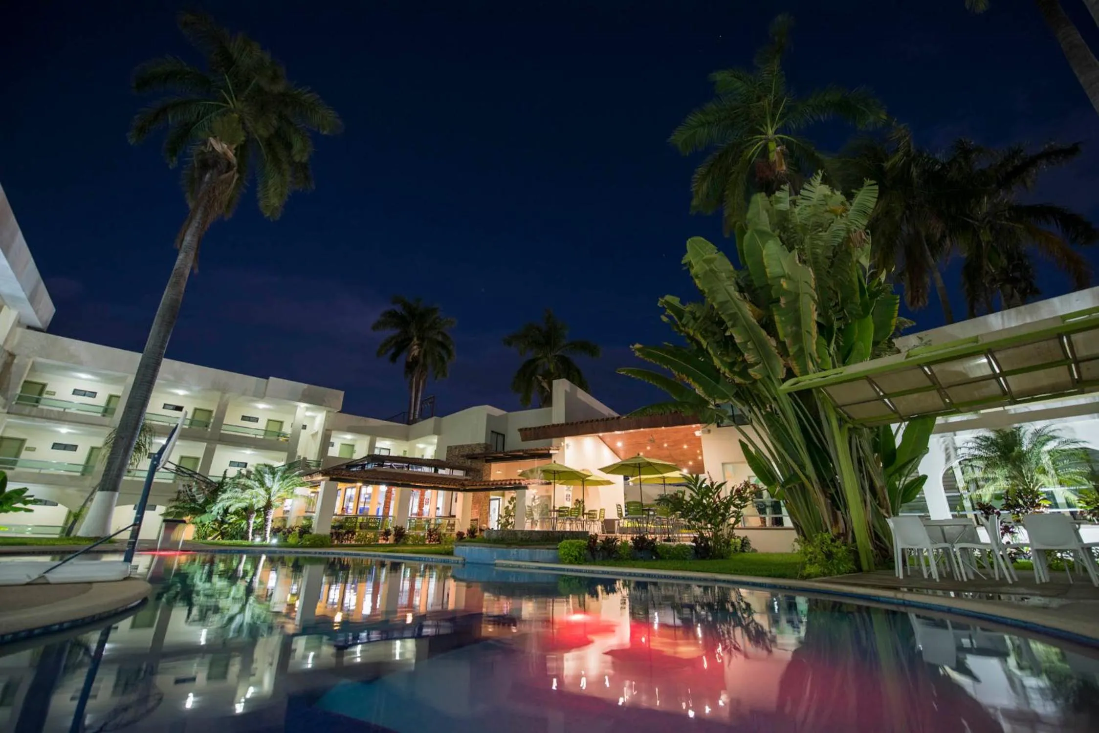 Property building in Hotel Palace Inn