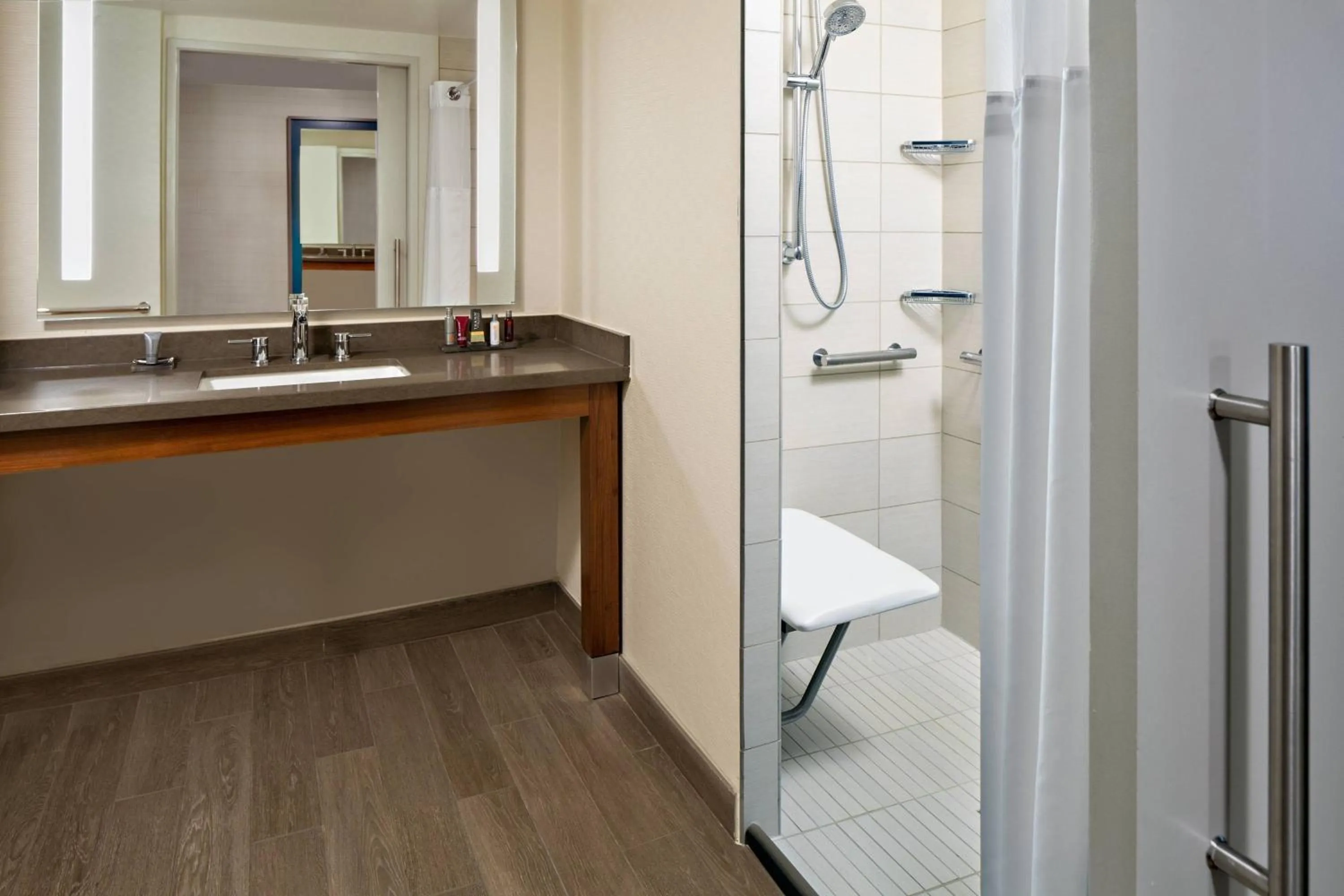 Bathroom in Houston Airport Marriott at George Bush Intercontinental