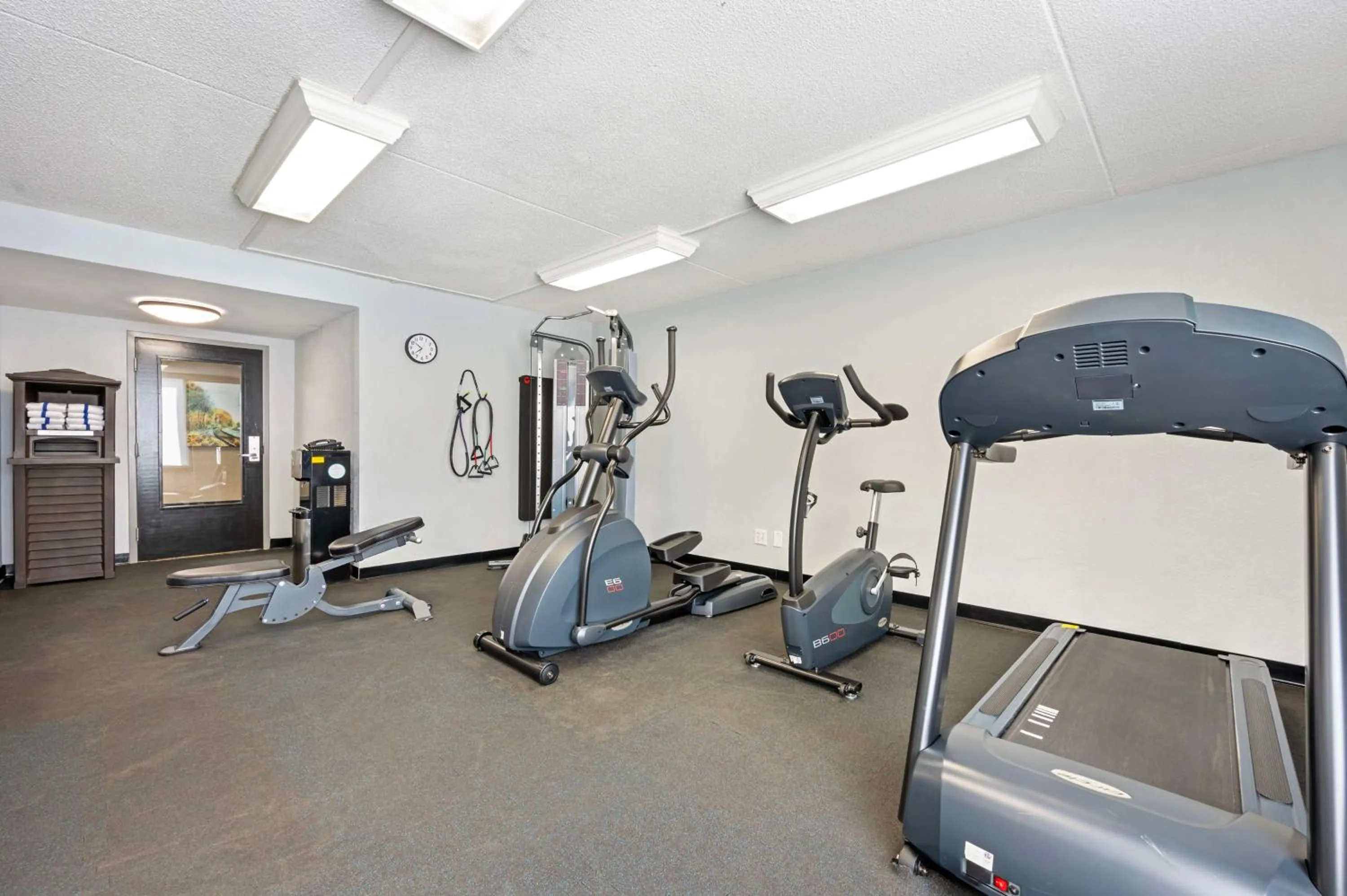 Fitness centre/facilities in Best Western Ashbury Inn