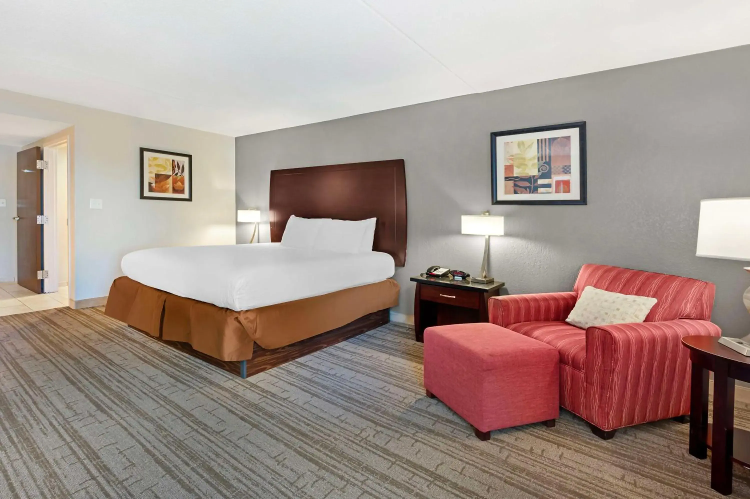 King Room with Bath Tub - Disability Access in Best Western Ashbury Inn King Room with Bath Tub - Disability Access in Best Western Ashbury Inn