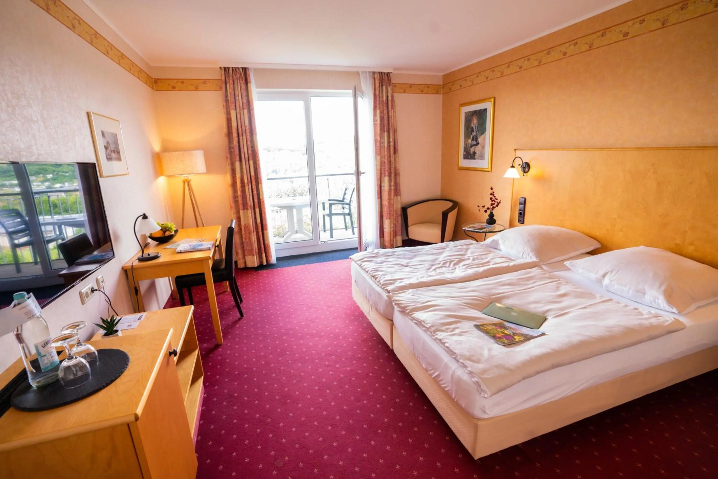 Photo of the whole room, Bed in Hotel Löwenstein