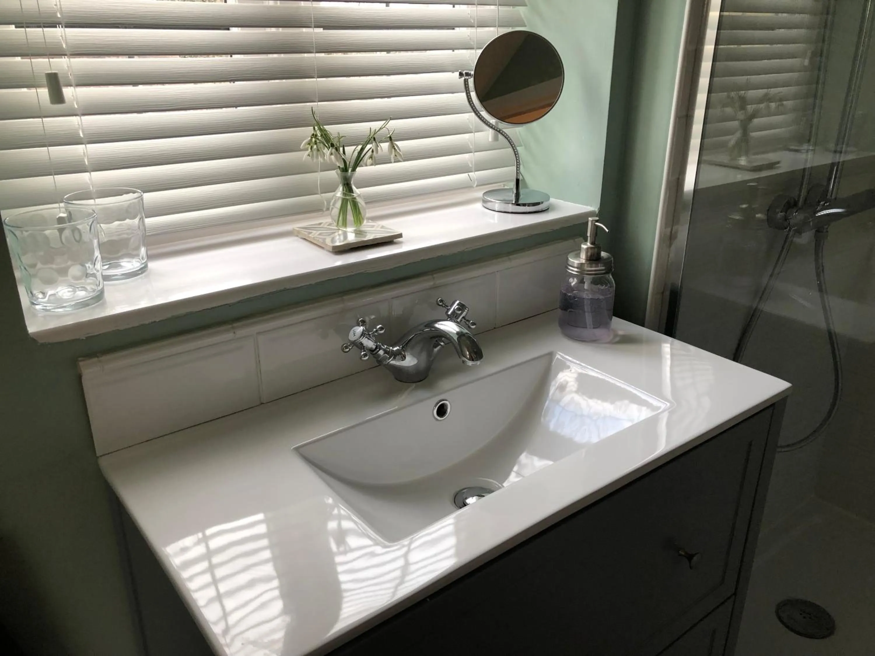 Bathroom in Cotswold Lodge