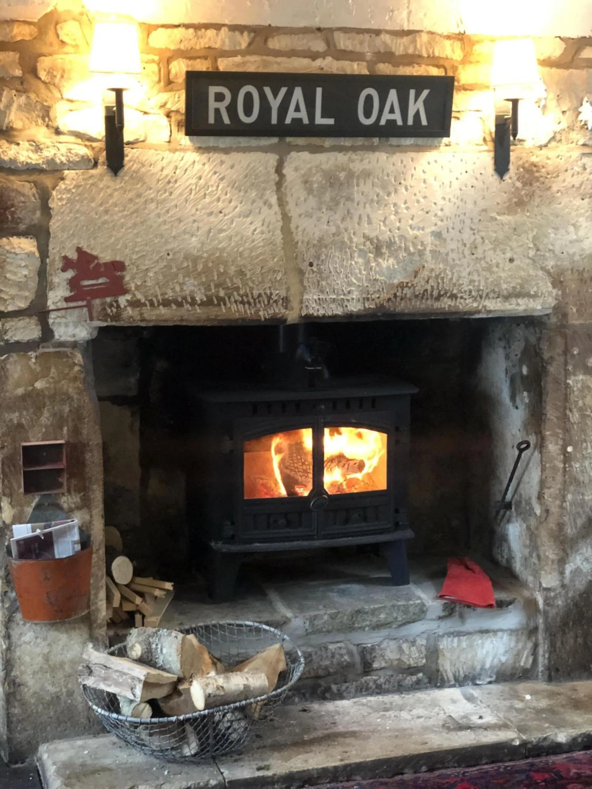 Restaurant/places to eat in Cotswold Lodge