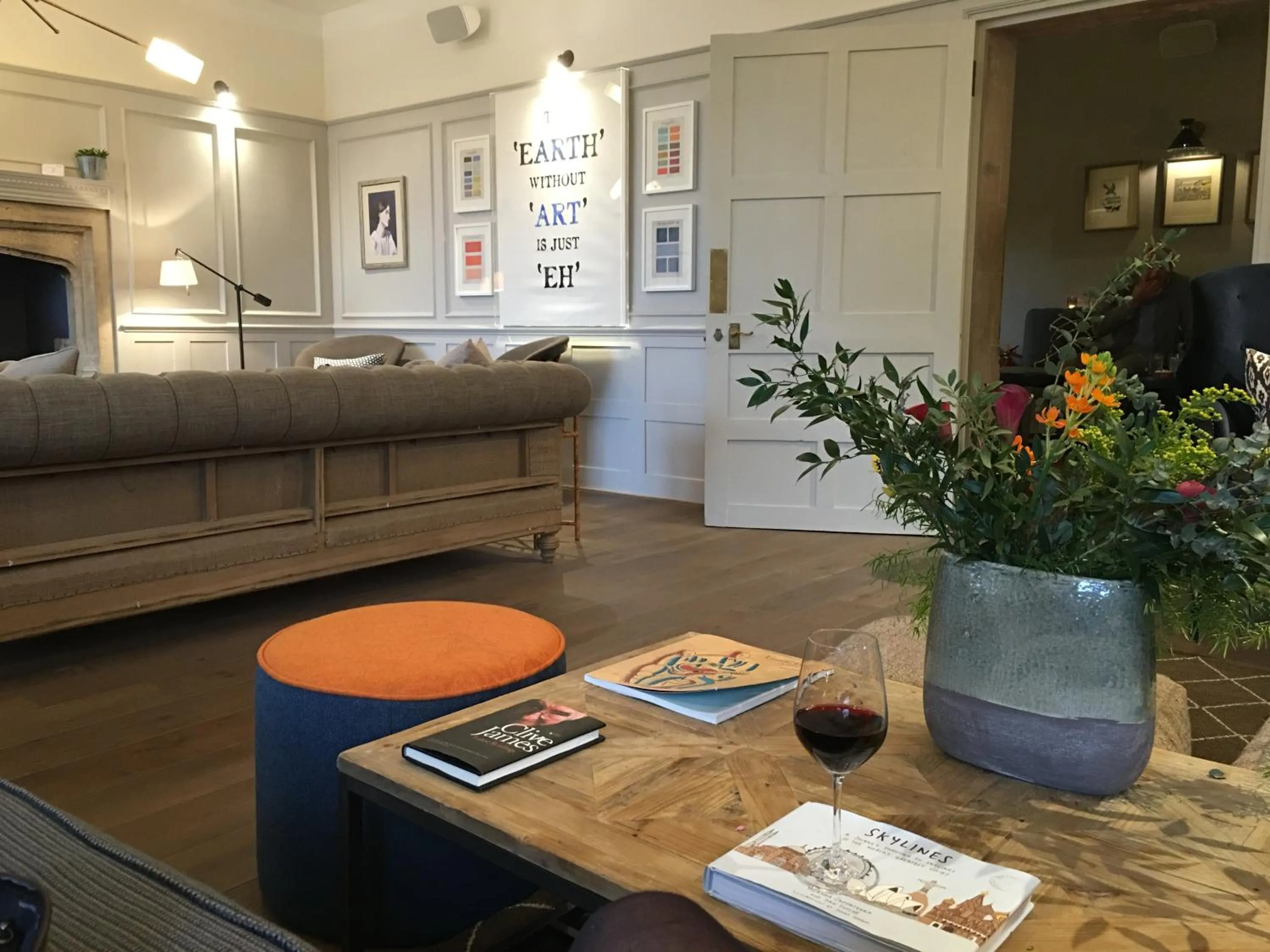 Nearby landmark in Cotswold Lodge