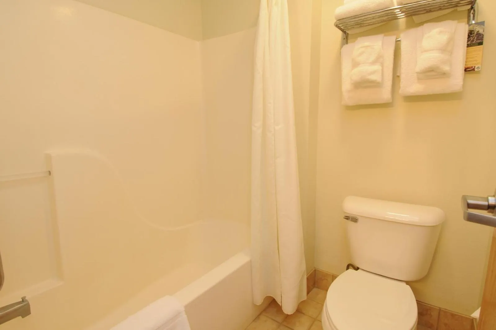 Bathroom in Whitewater Inn