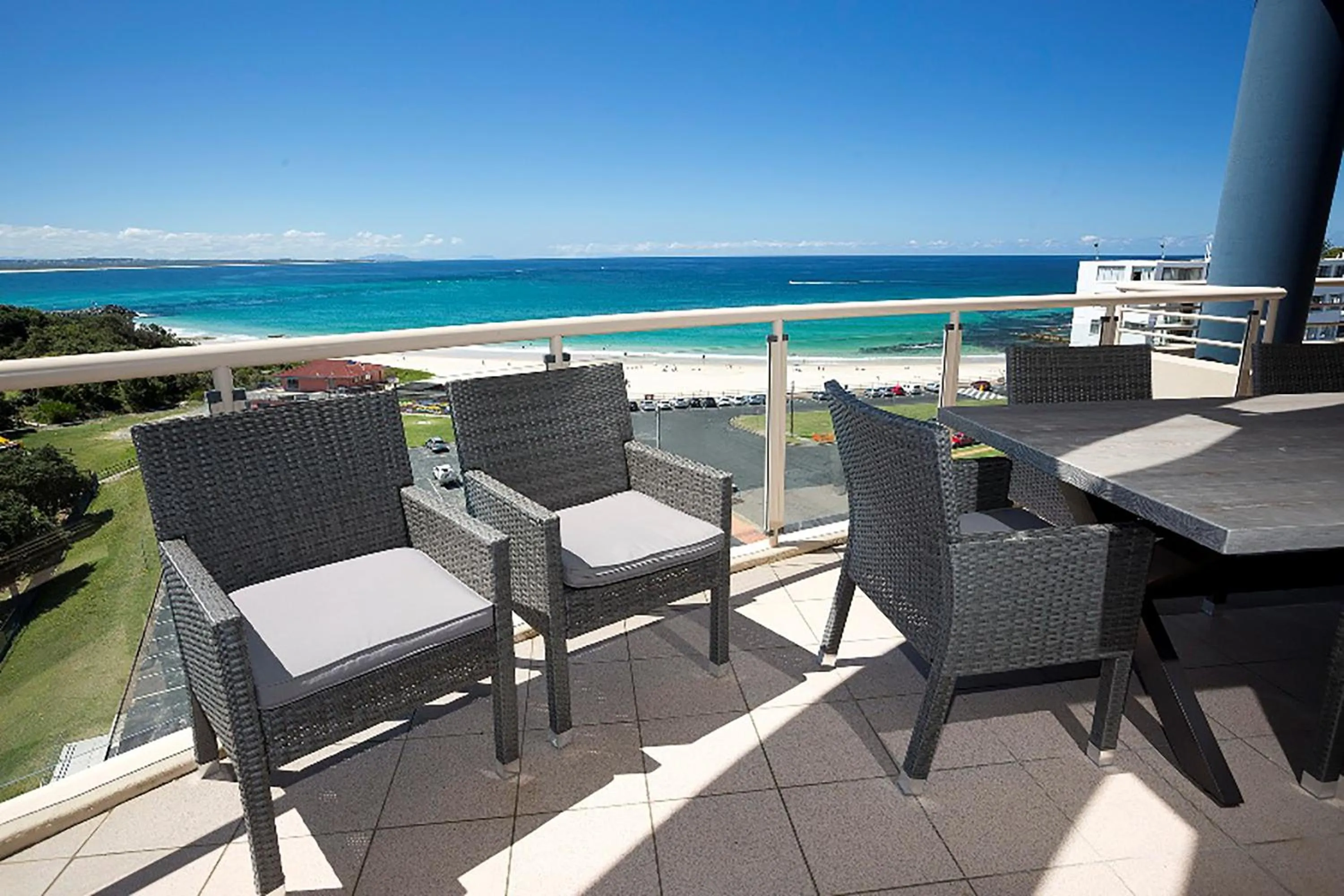 Balcony/Terrace in Beaches International