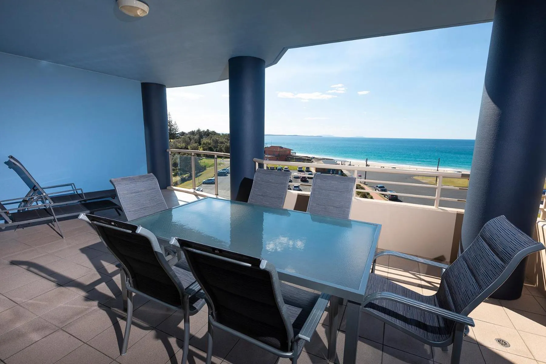 Balcony/Terrace in Beaches International
