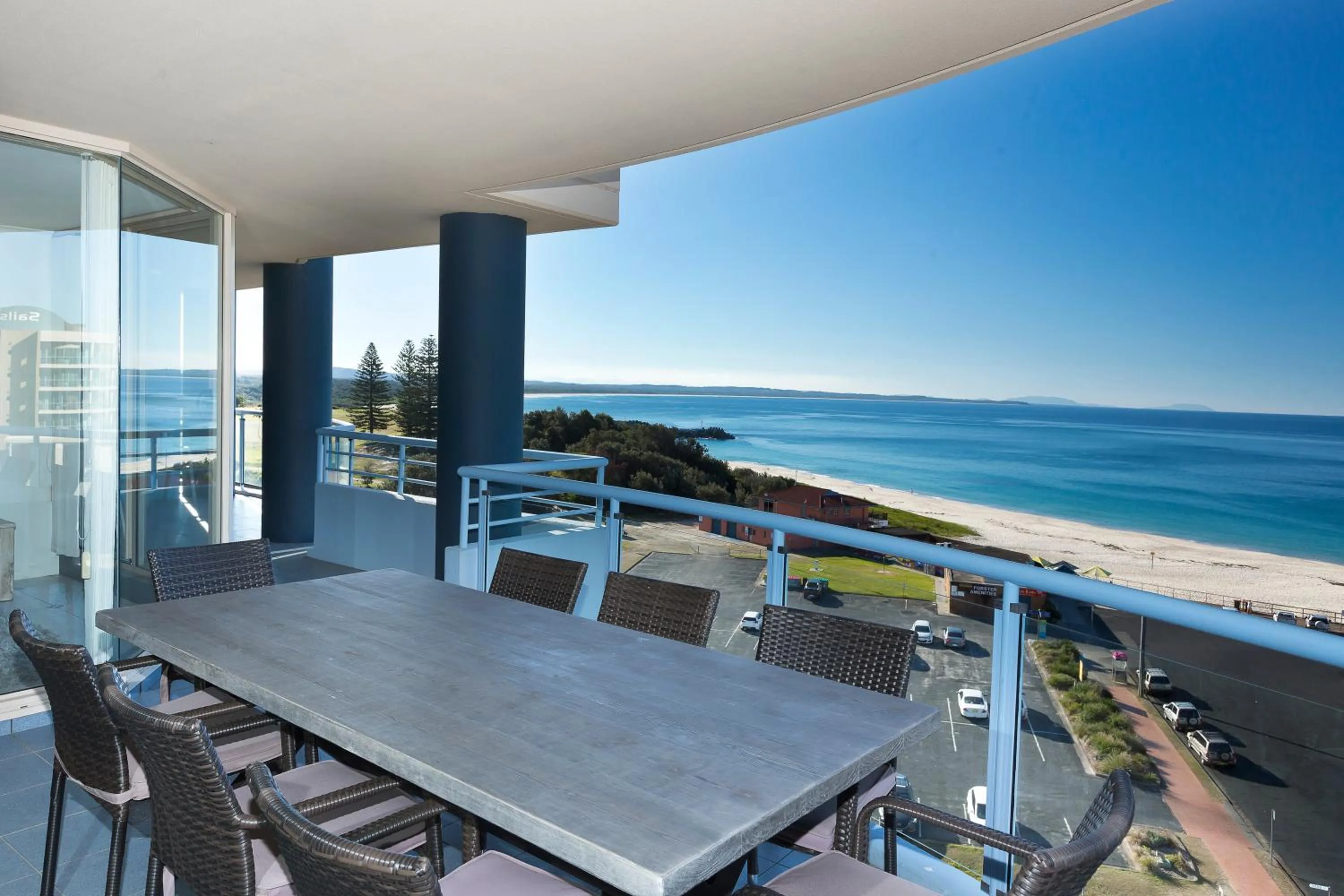 Balcony/Terrace in Beaches International