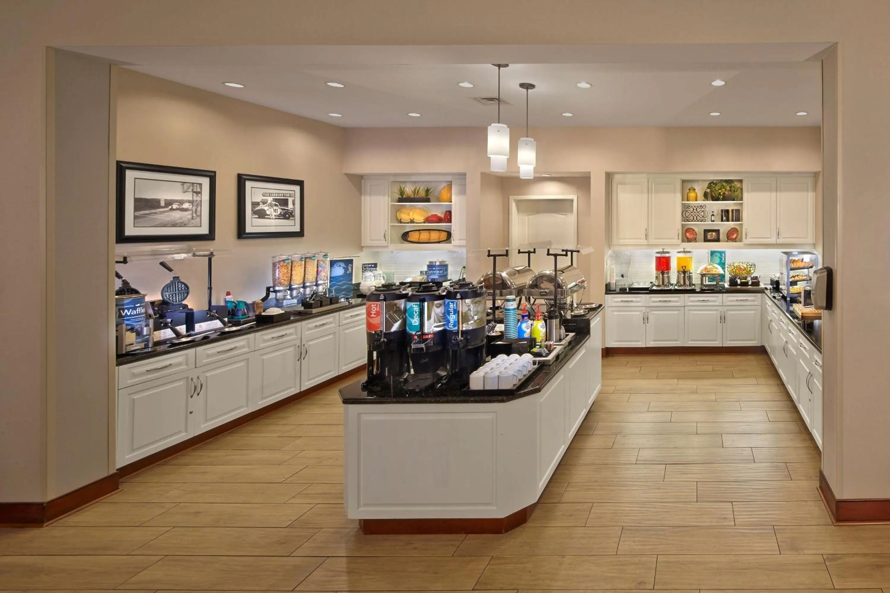 Breakfast in Homewood Suites by Hilton Daytona Beach Speedway-Airport