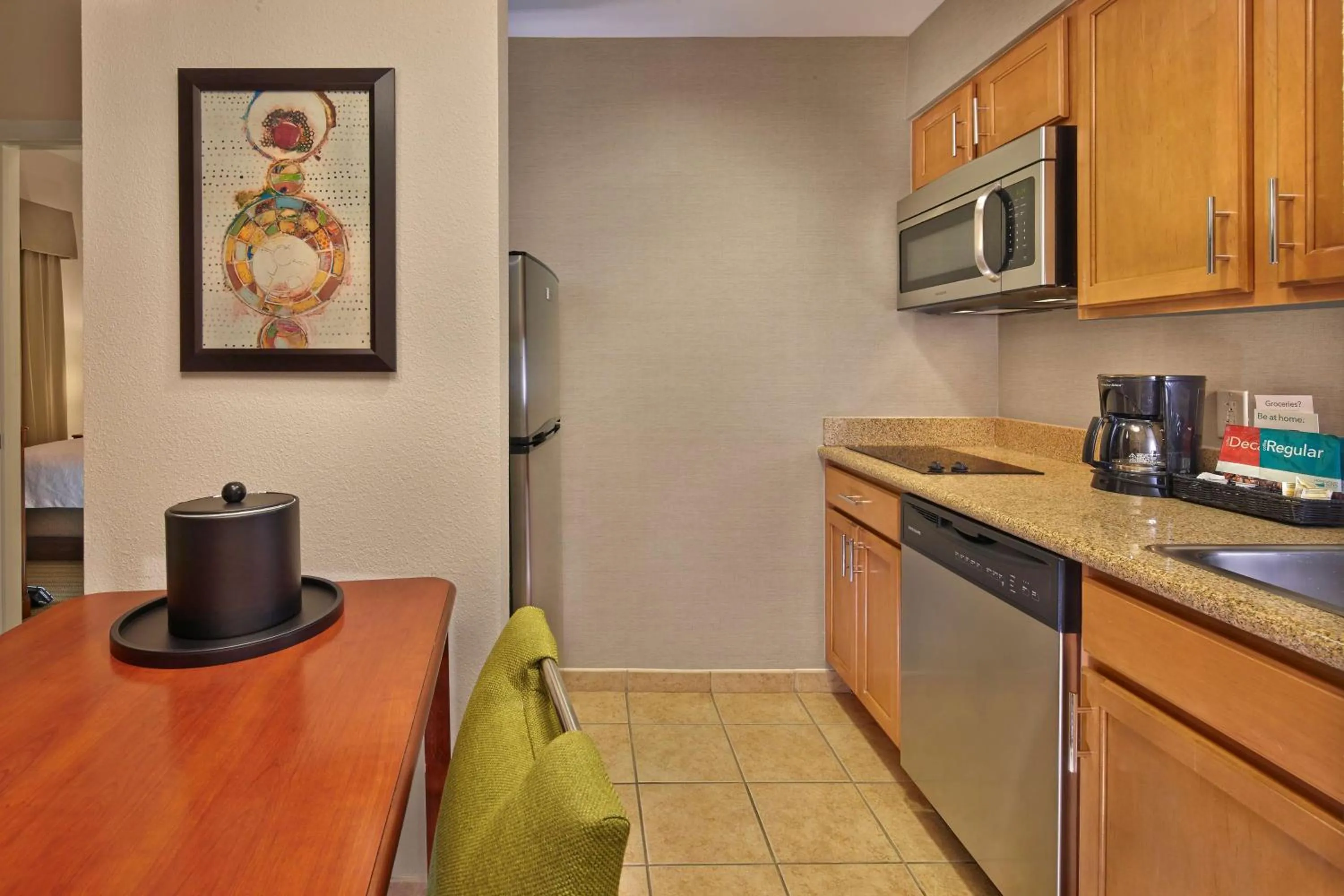 Kitchen or kitchenette in Homewood Suites by Hilton Daytona Beach Speedway-Airport