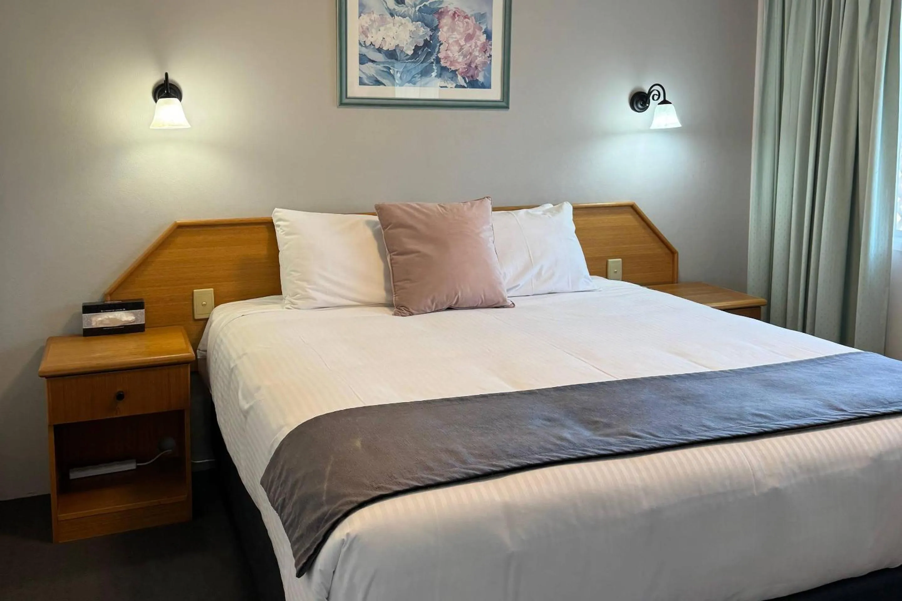 Bedroom, Bed in Comfort Inn Gateway Tamworth