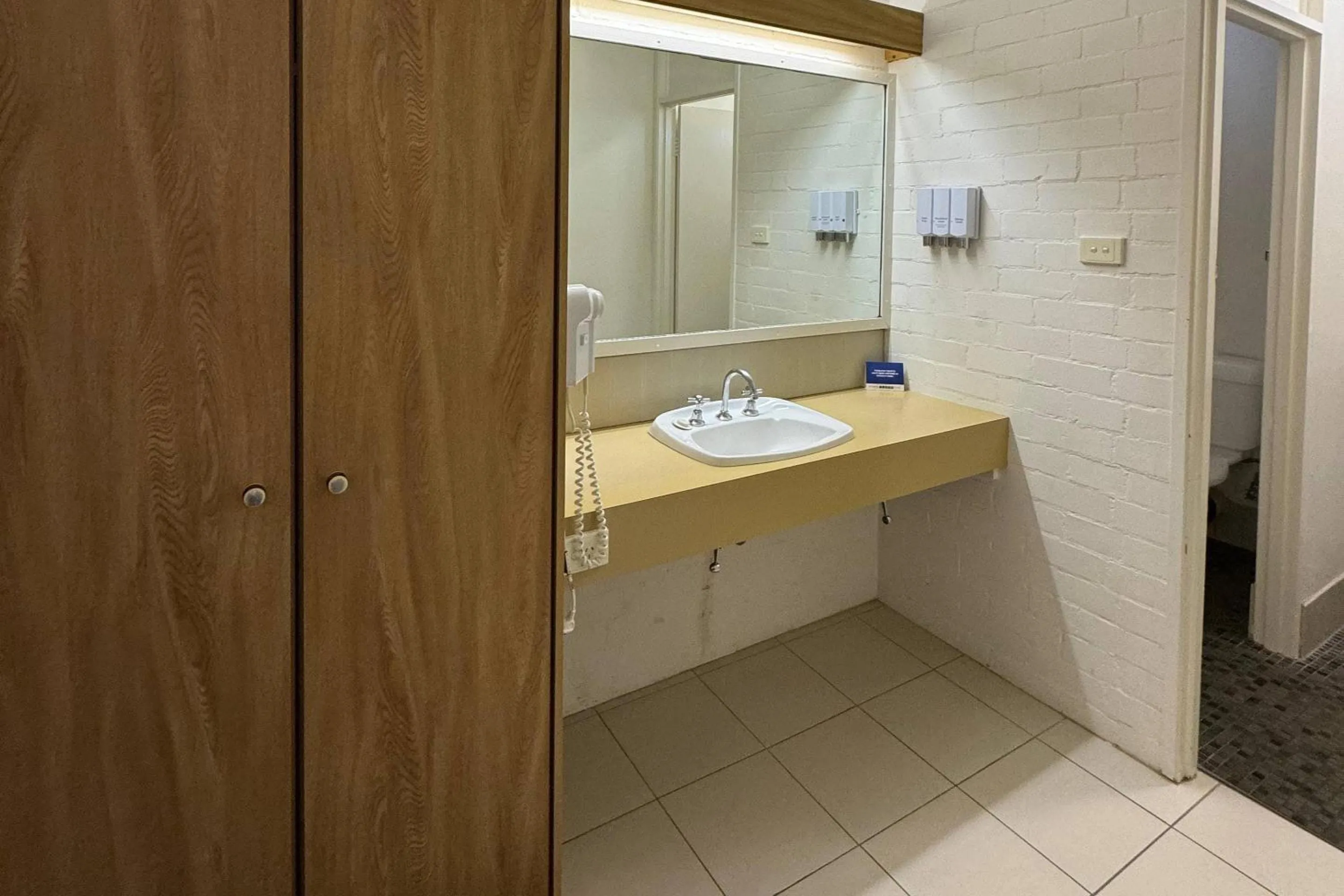 Bedroom in Comfort Inn Gateway Tamworth