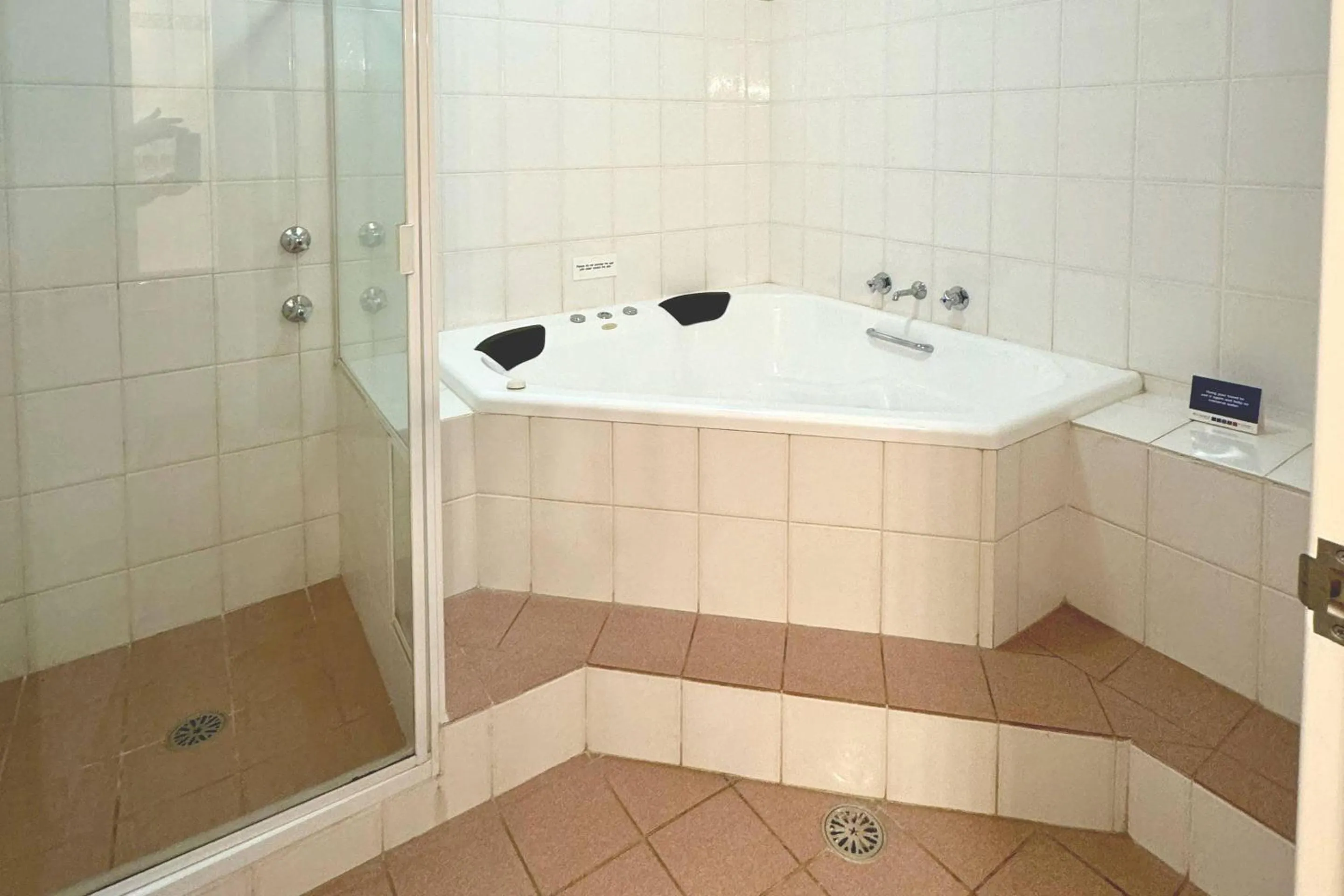 Bedroom in Comfort Inn Gateway Tamworth