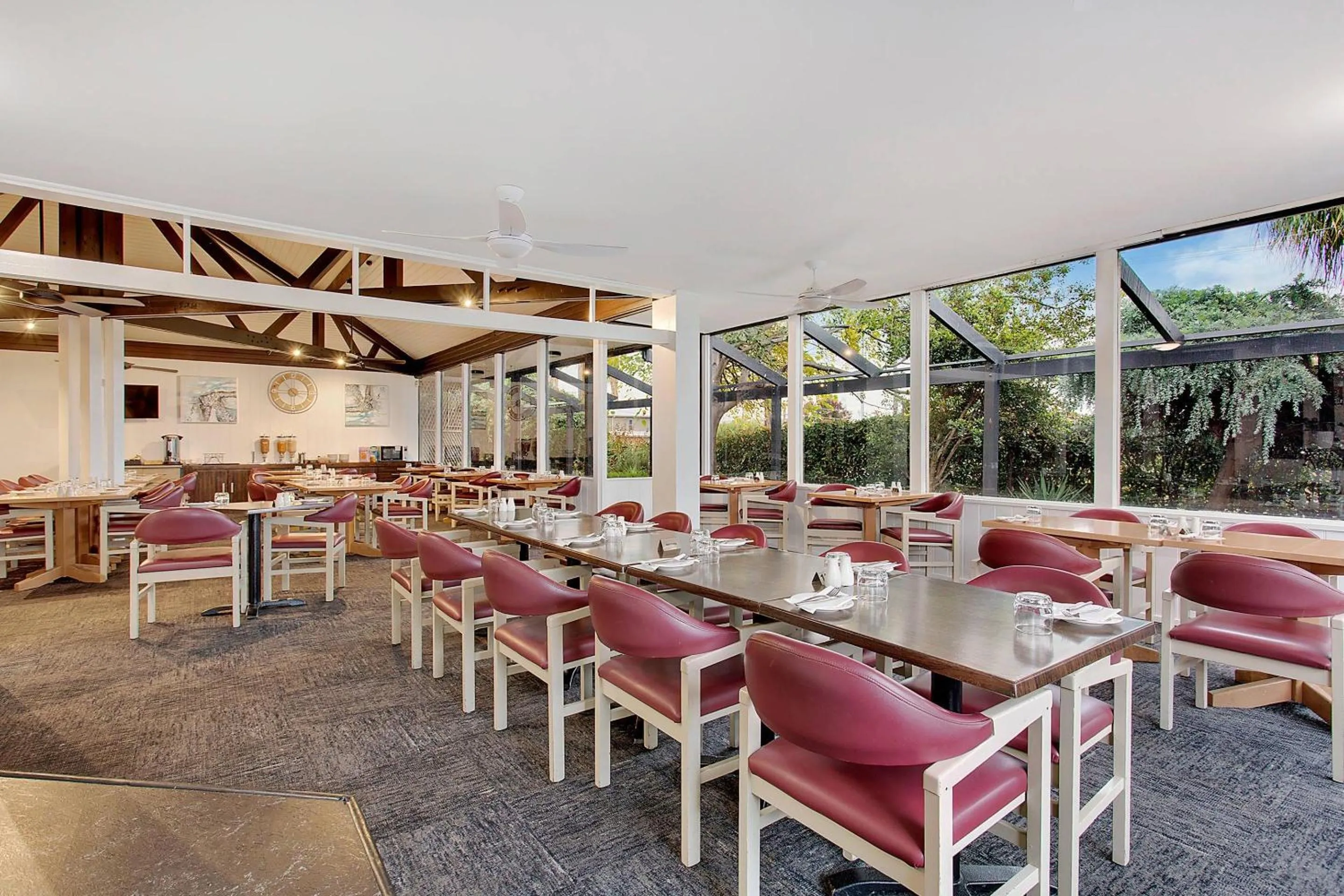 Breakfast in Comfort Inn Gateway Tamworth