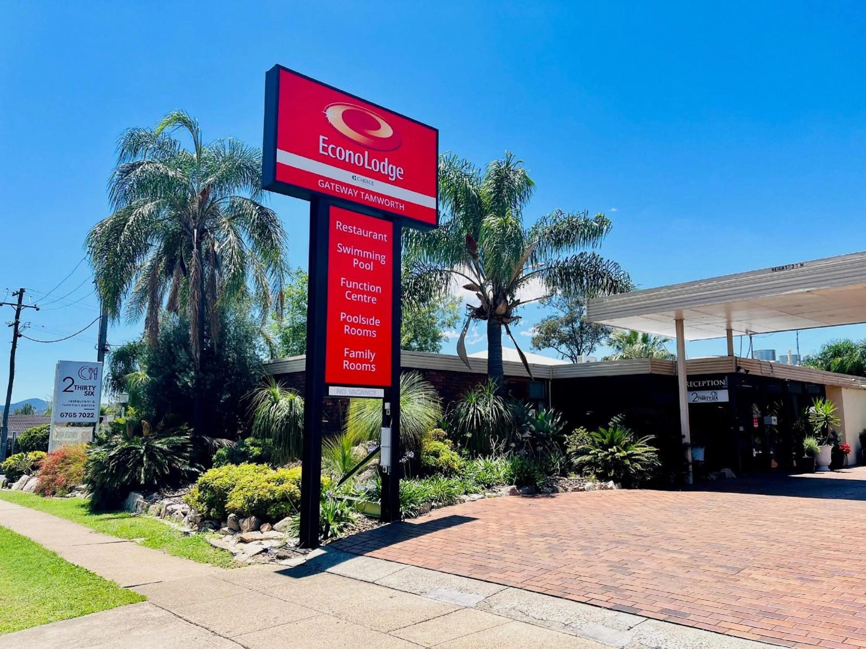 Property building in Econo Lodge Gateway Tamworth