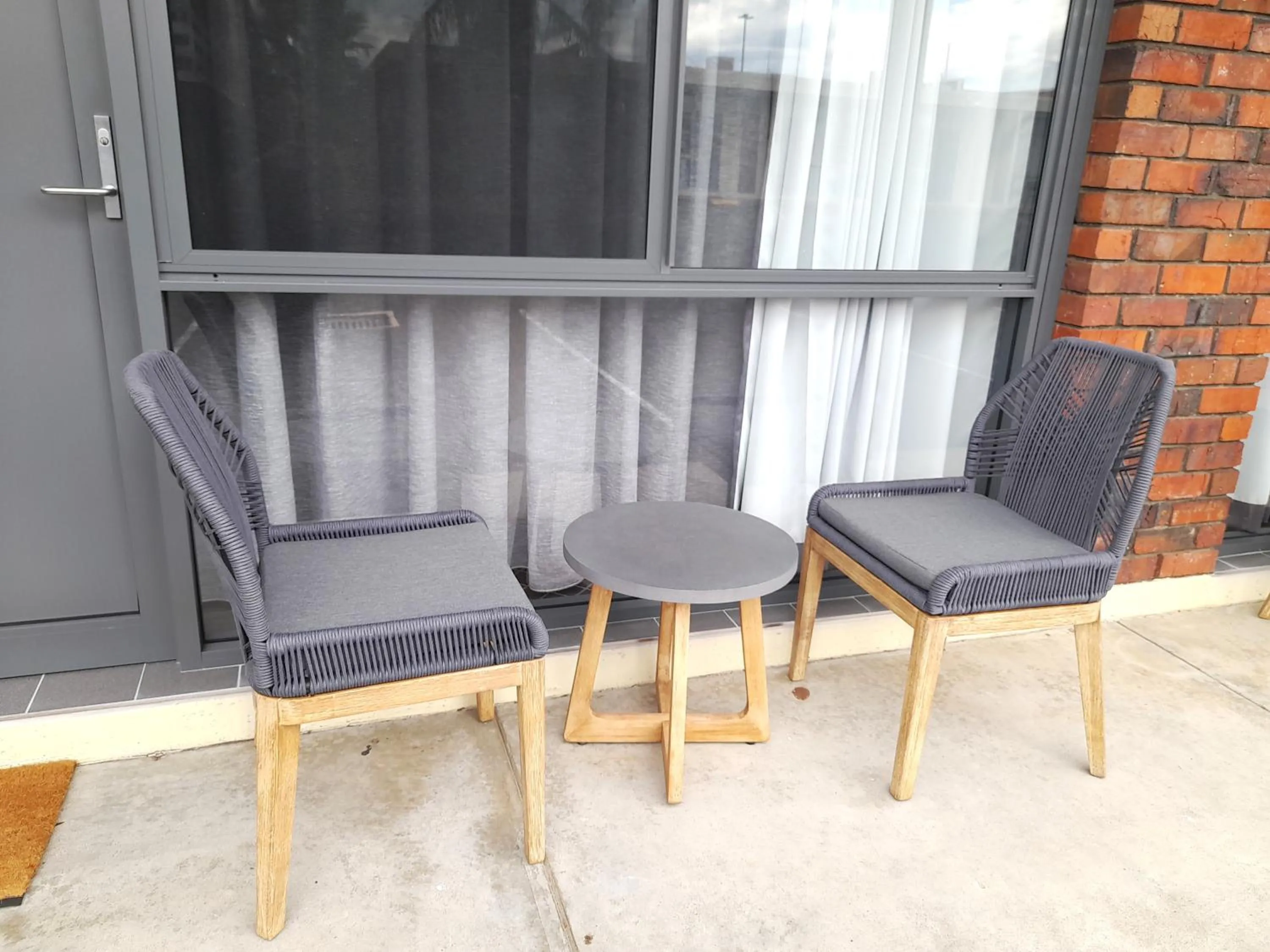 Patio in Econo Lodge Gateway Tamworth