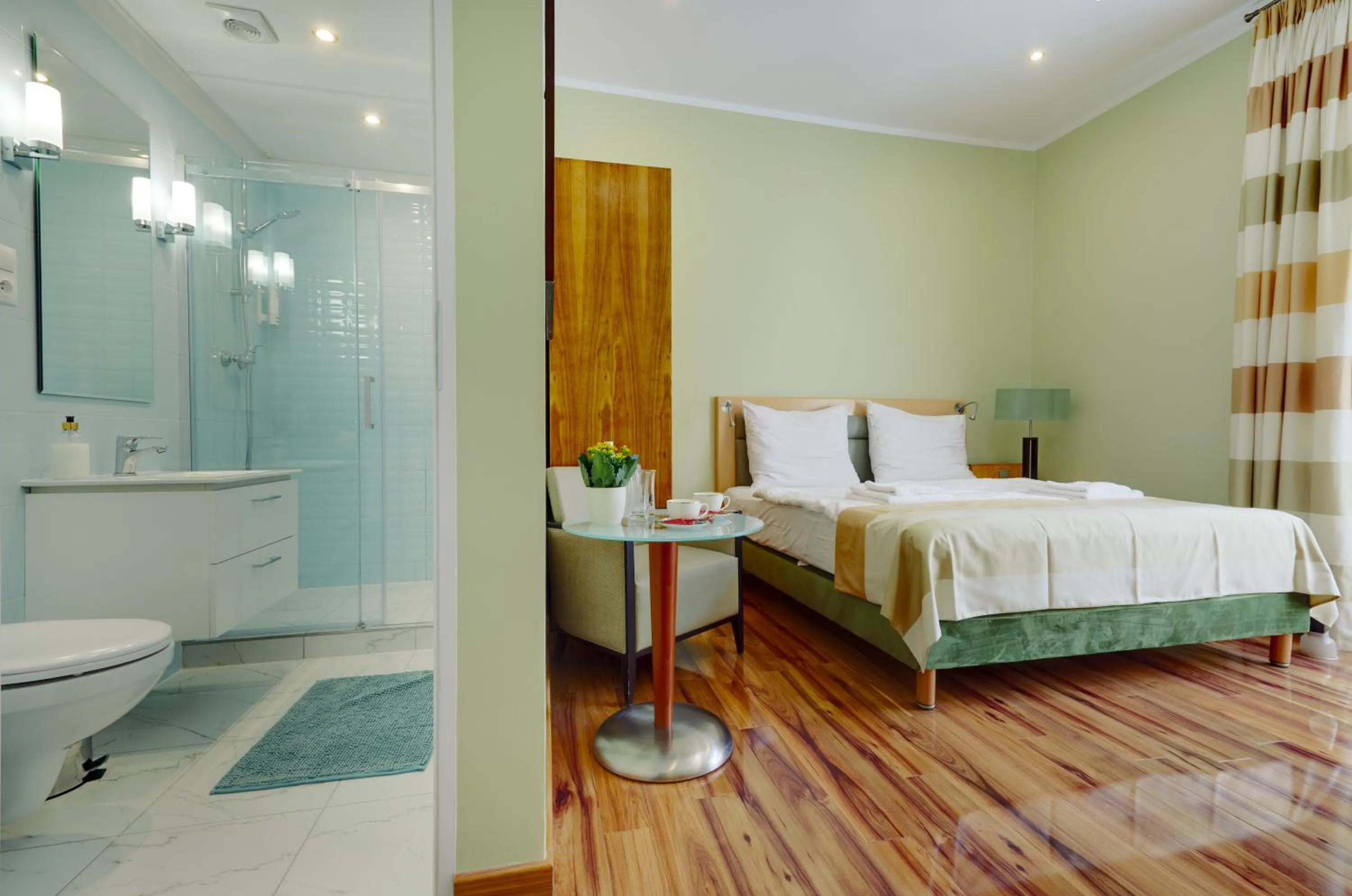 Bed in Jagiellonska 3 ApartHotel - Duze przestronne pokoje, centrum miasta, szybkie WiFi