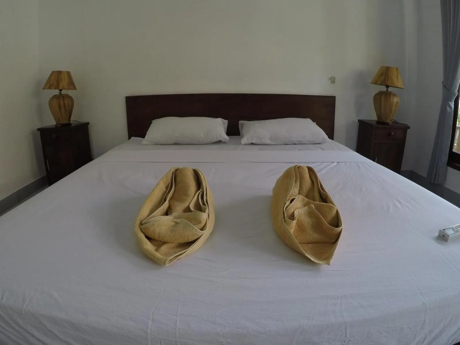 Bed in Gili Smile Bungalow