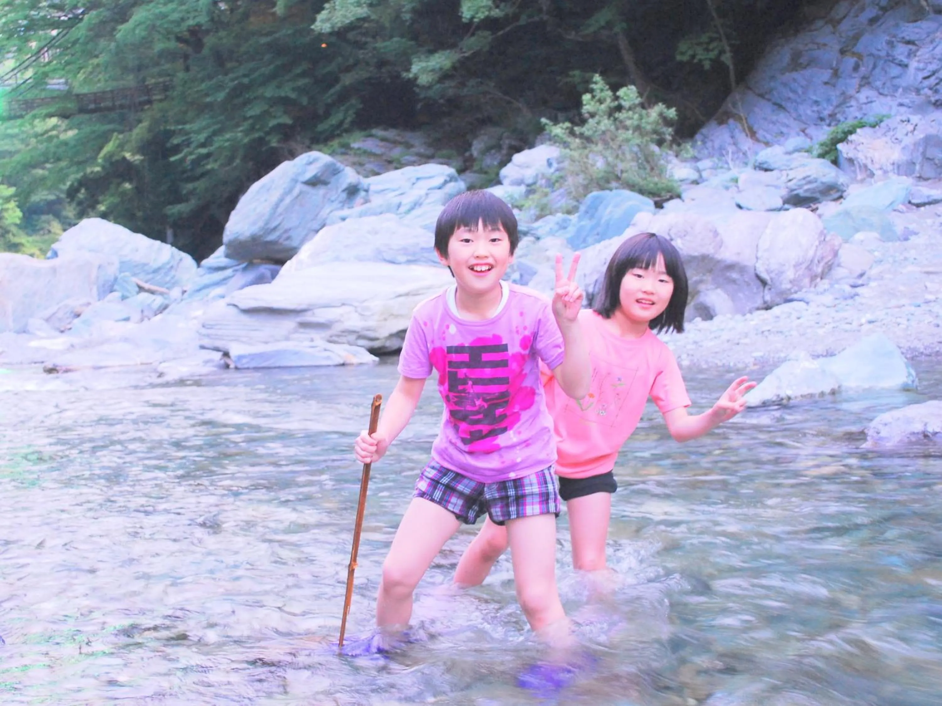young children in Hotel Kazurabashi