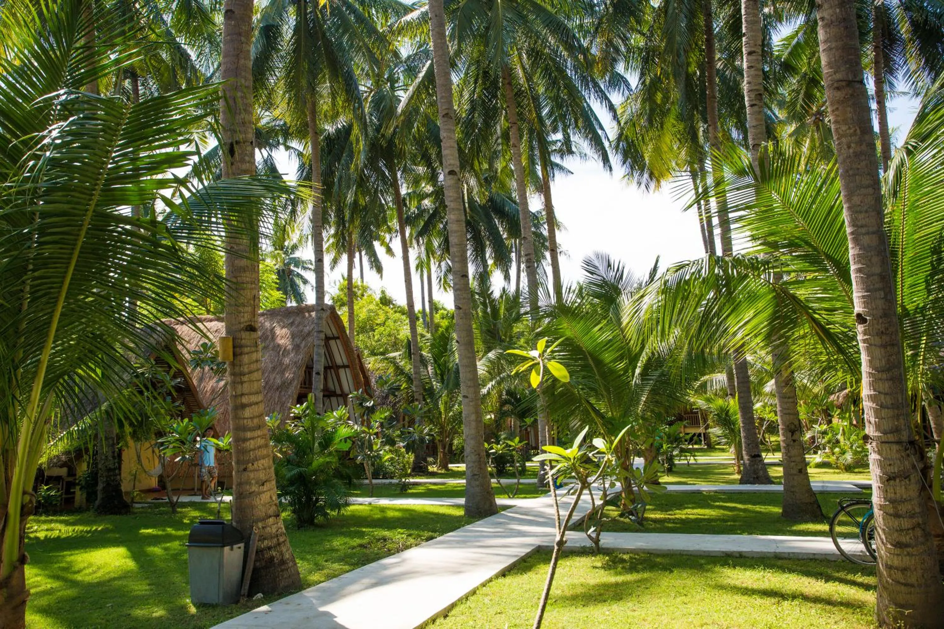 Island View Bar & Bungalow