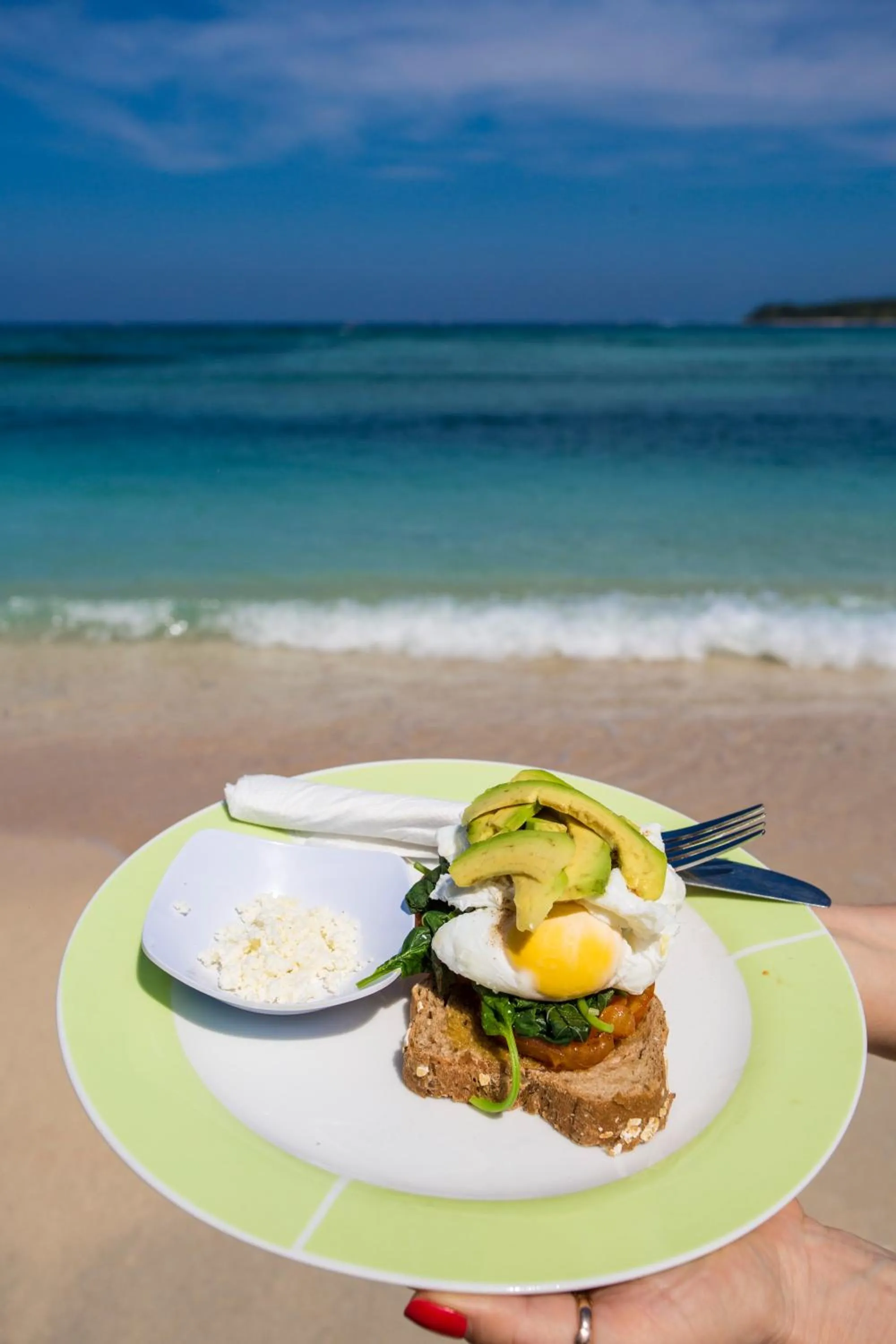 Breakfast in Island View Bar & Bungalow